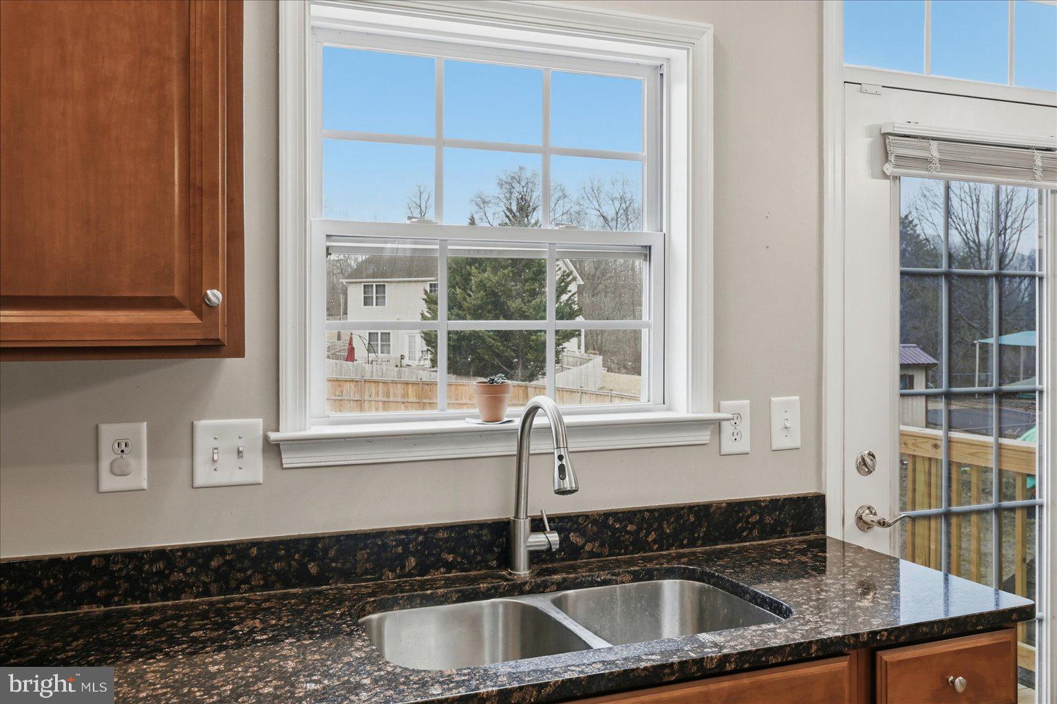 SIGNATURE TOWNS OF WILLOWBY - Residential