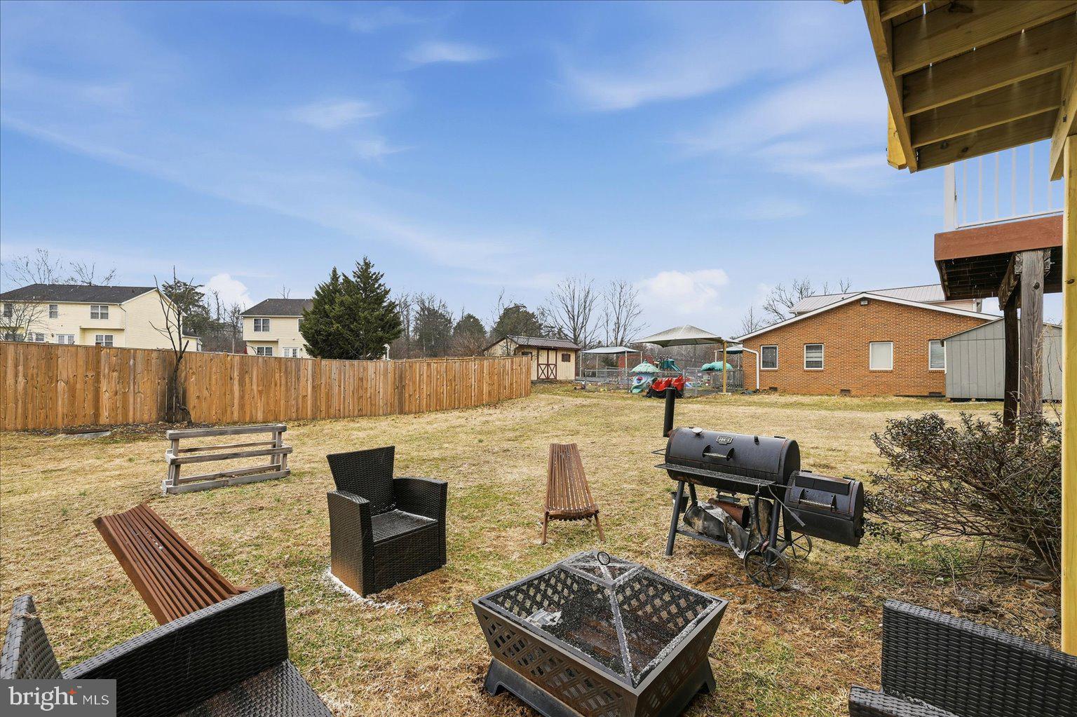 SIGNATURE TOWNS OF WILLOWBY - Residential