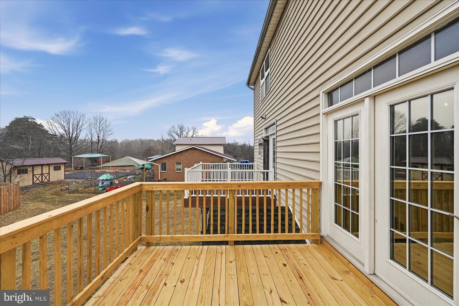 SIGNATURE TOWNS OF WILLOWBY - Residential