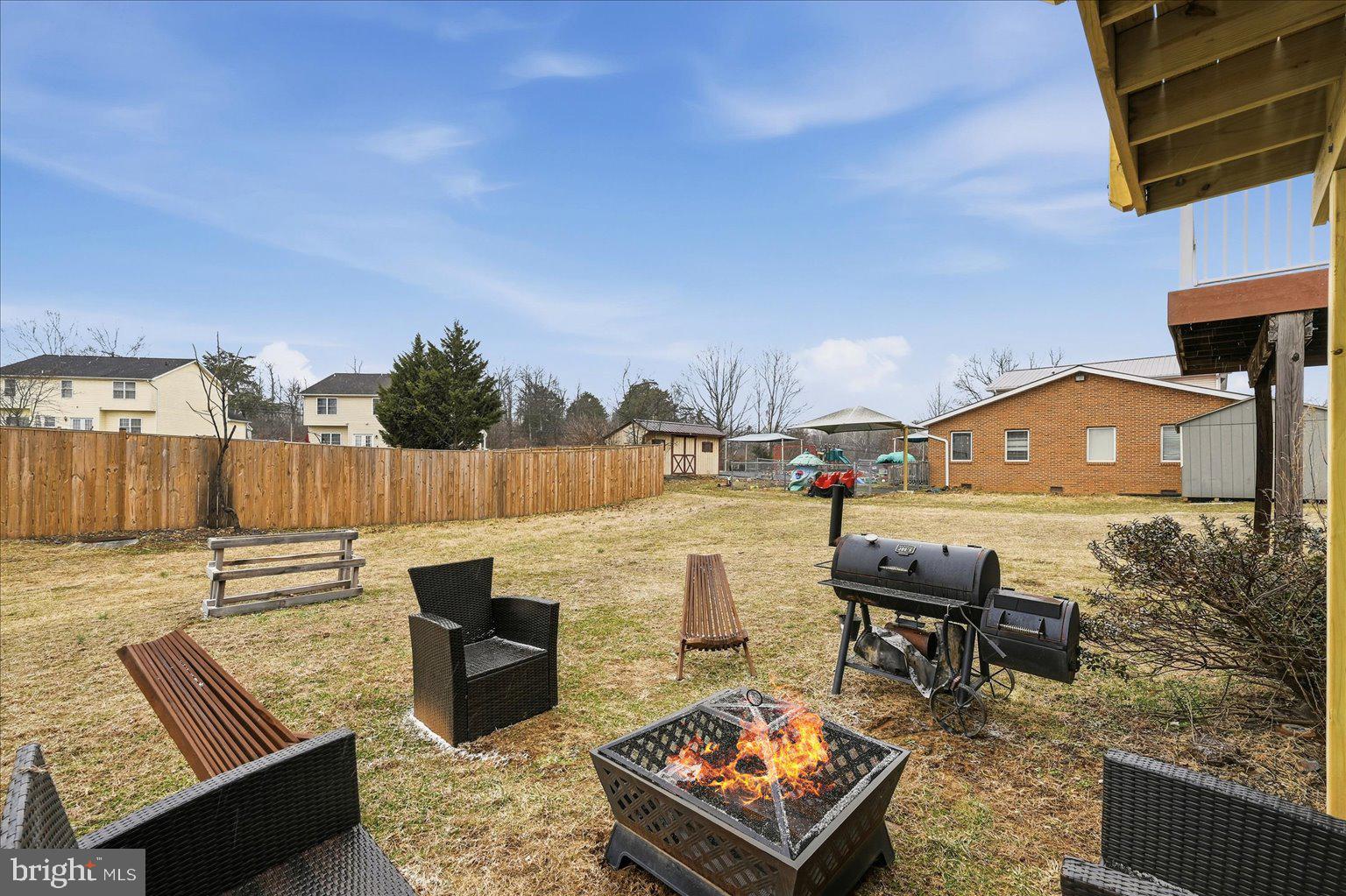 SIGNATURE TOWNS OF WILLOWBY - Residential