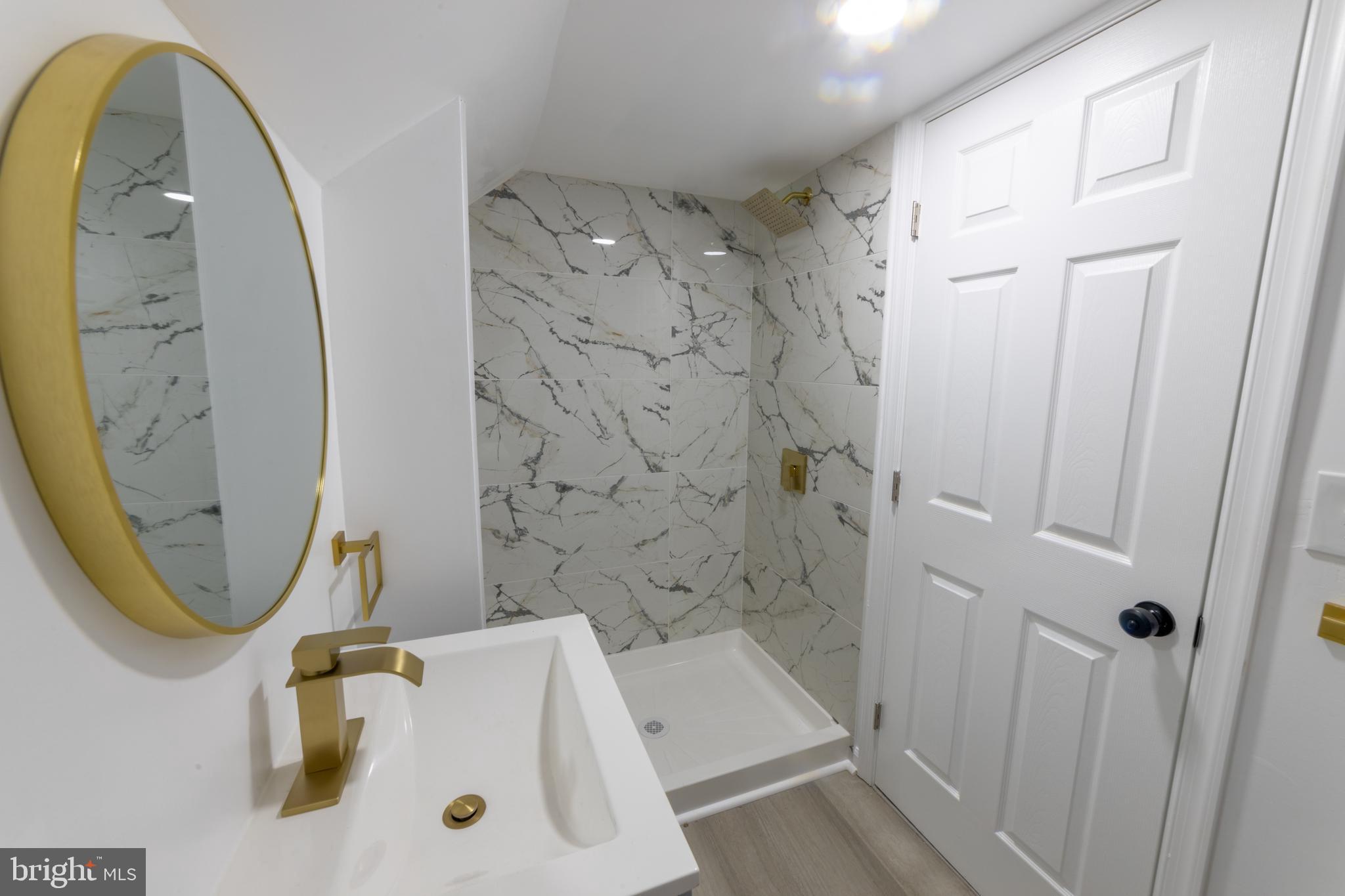 OVERLEA - Residential