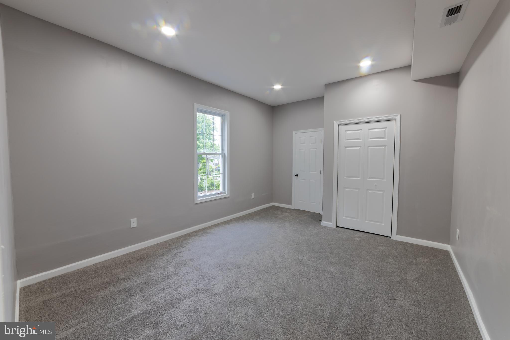 OVERLEA - Residential