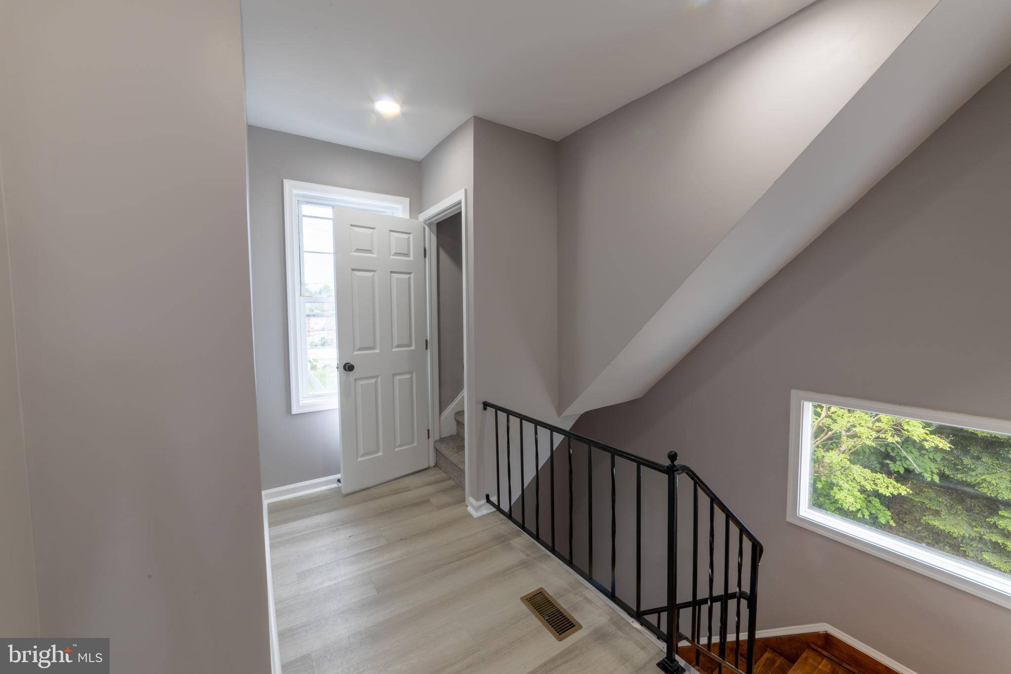 OVERLEA - Residential