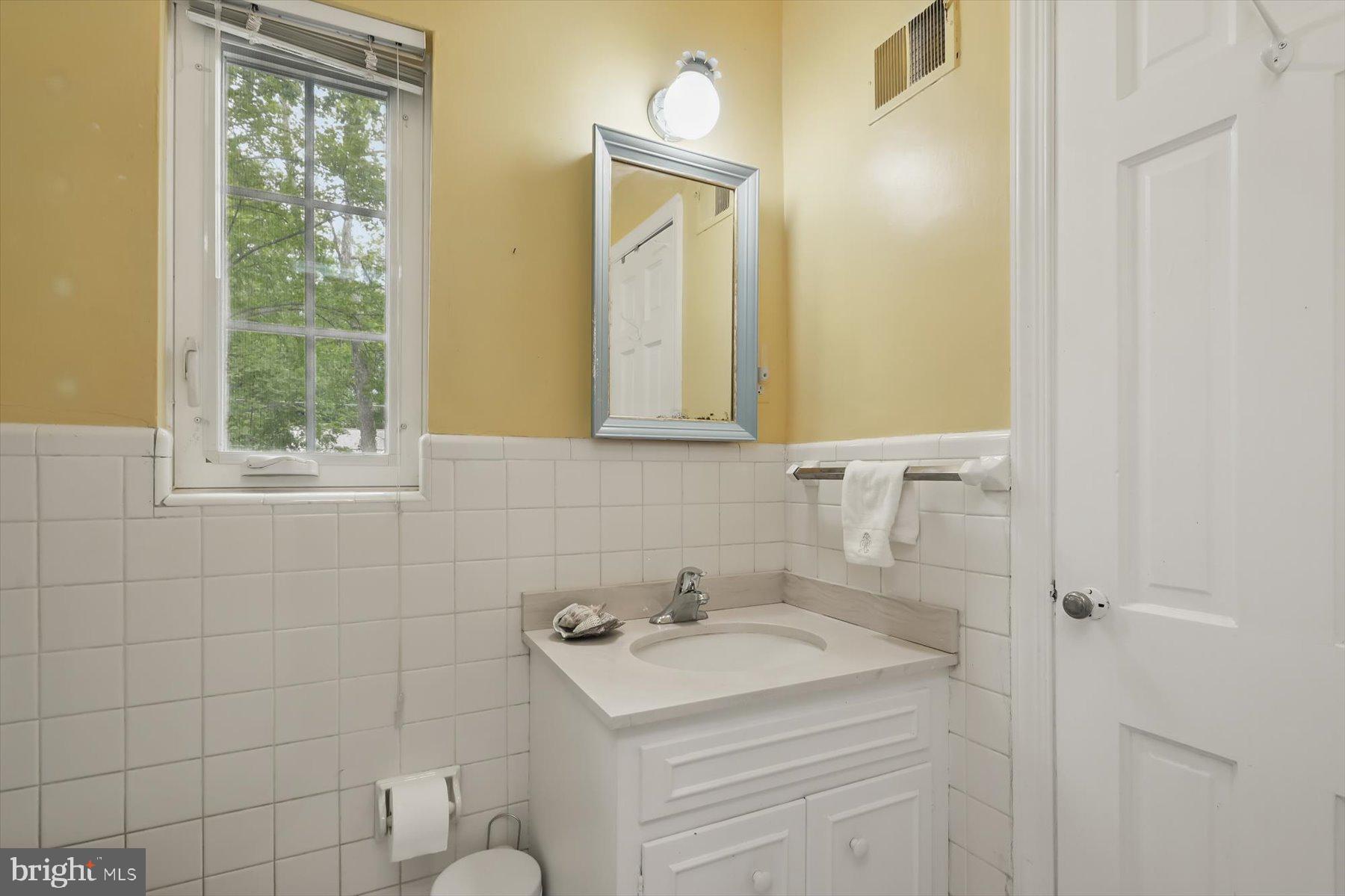 BANNOCKBURN HEIGHTS - Residential