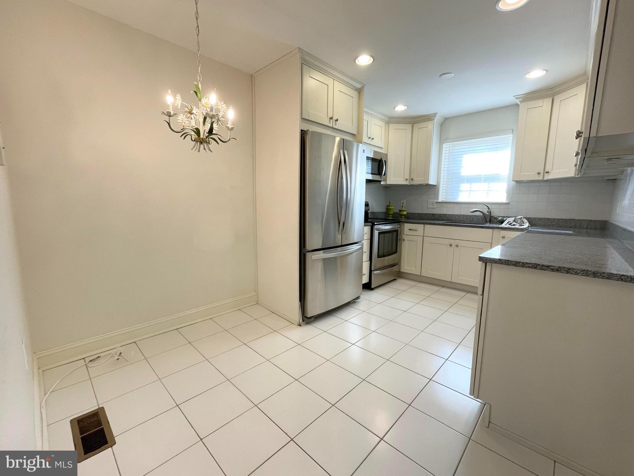 SEMINARY HEIGHTS - Residential