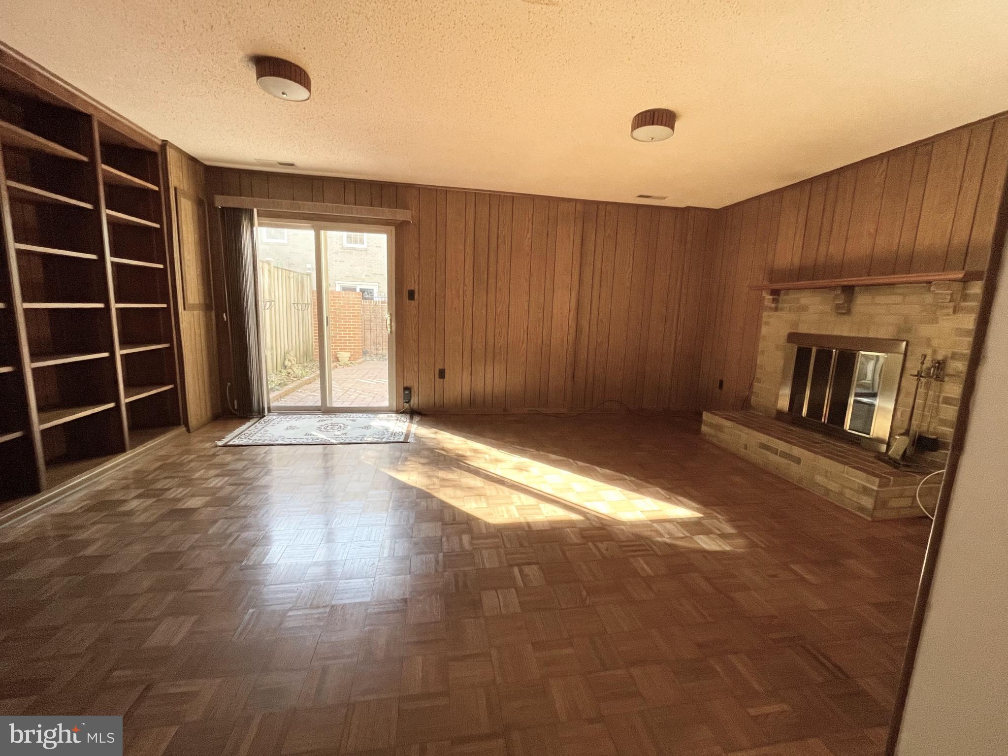 SEMINARY HEIGHTS - Residential