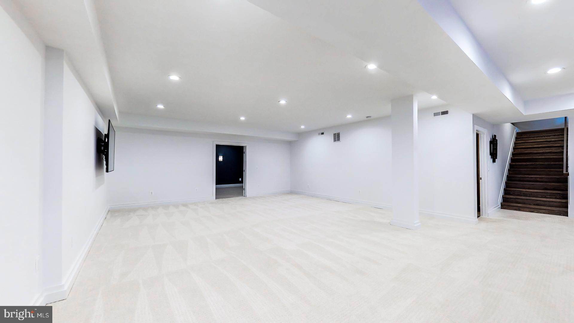 BROOKHAVEN - Residential