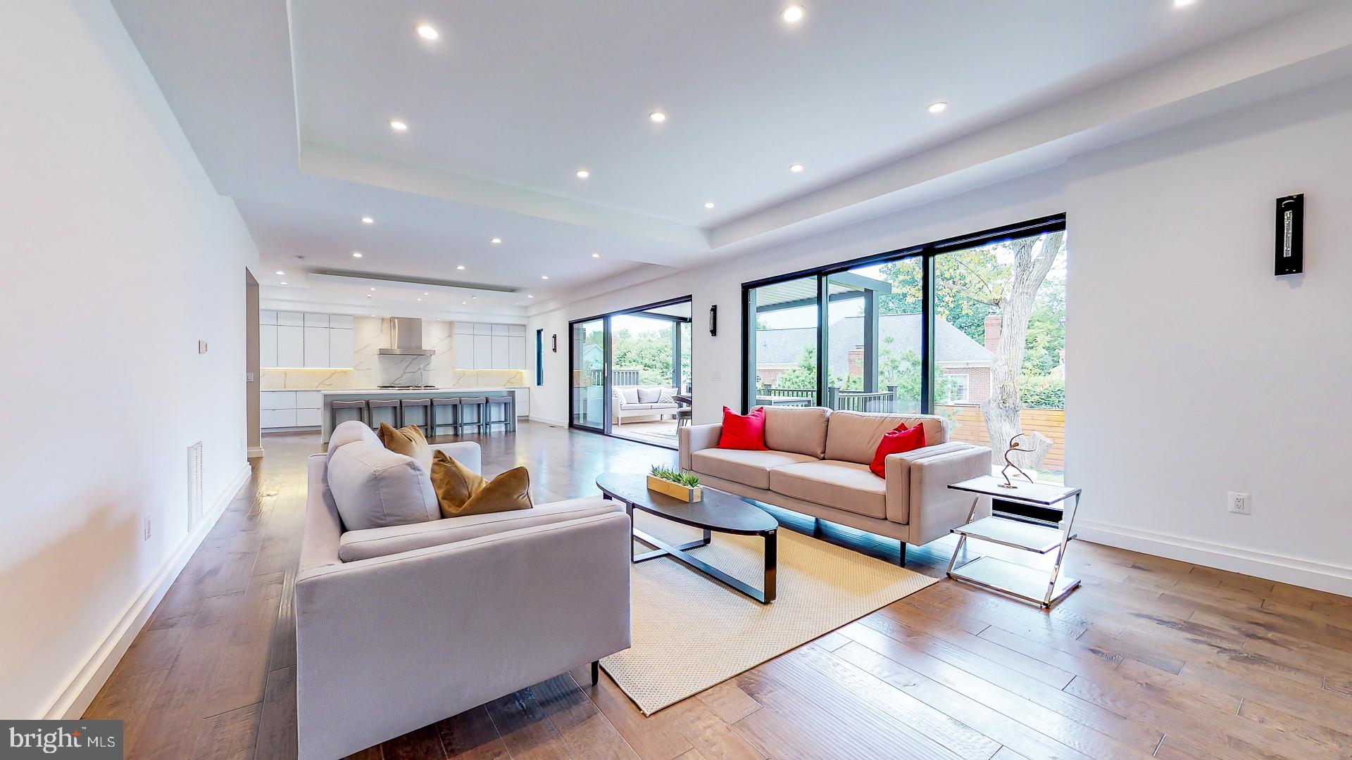 BROOKHAVEN - Residential