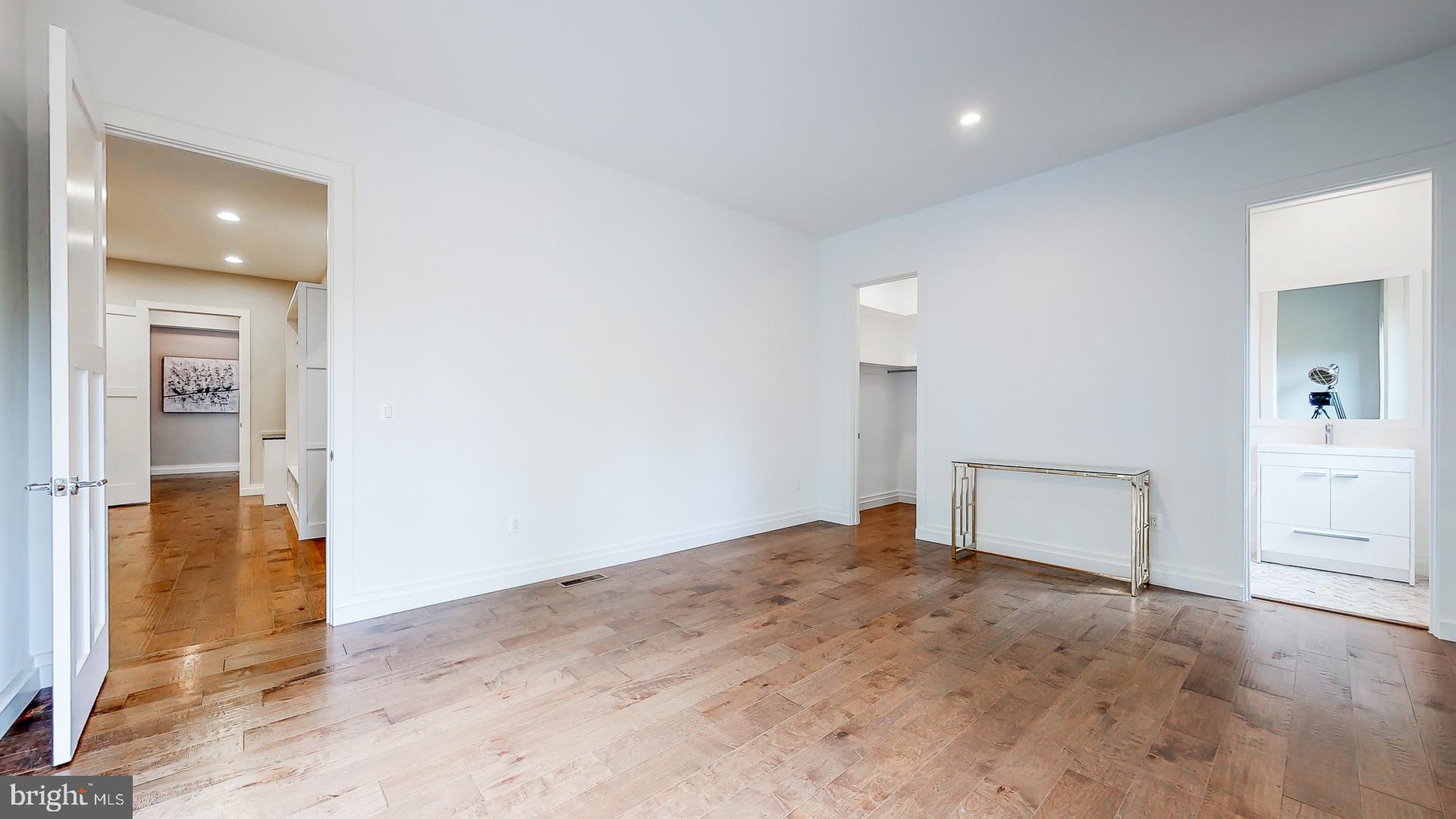 BROOKHAVEN - Residential