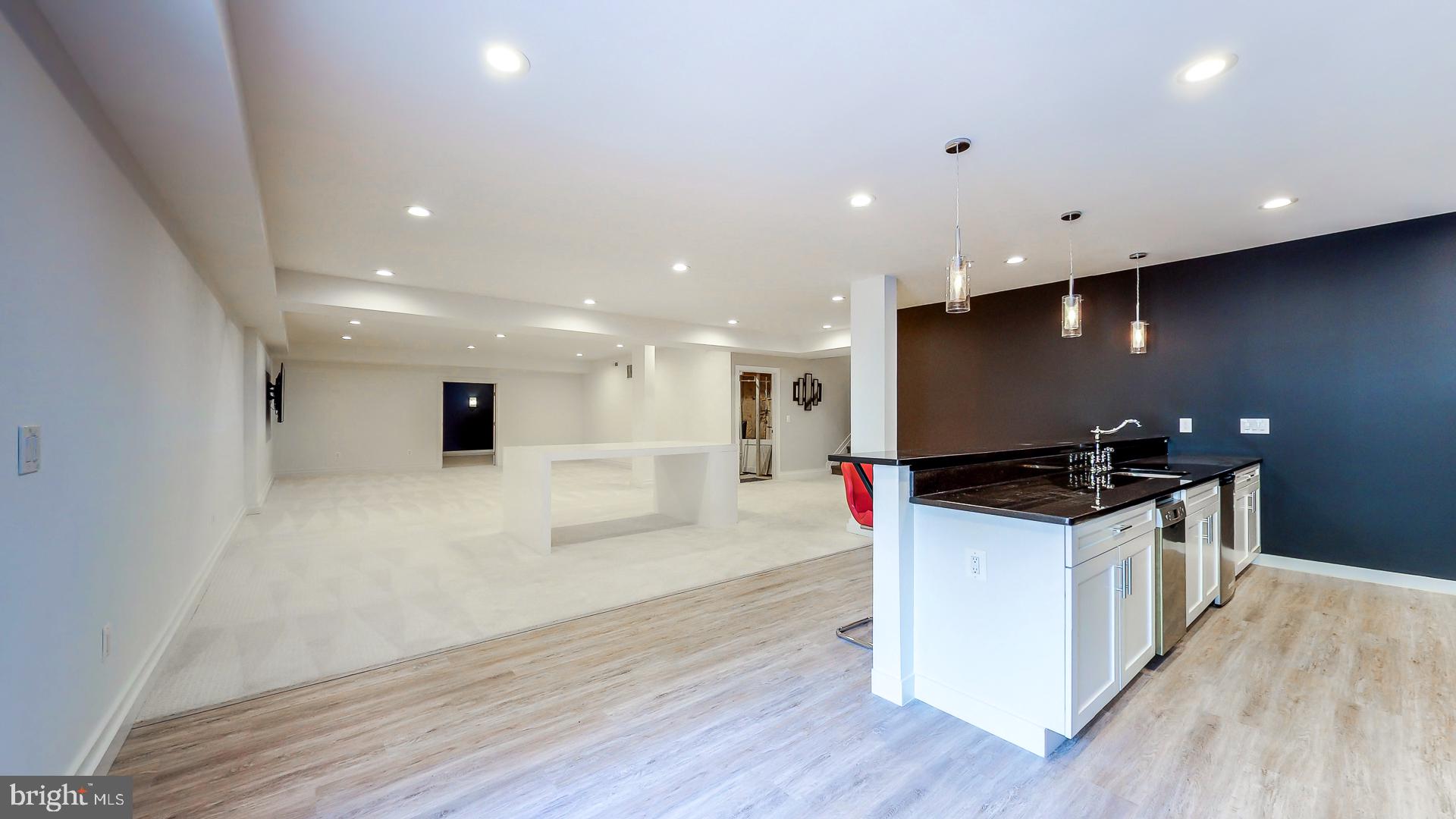 BROOKHAVEN - Residential