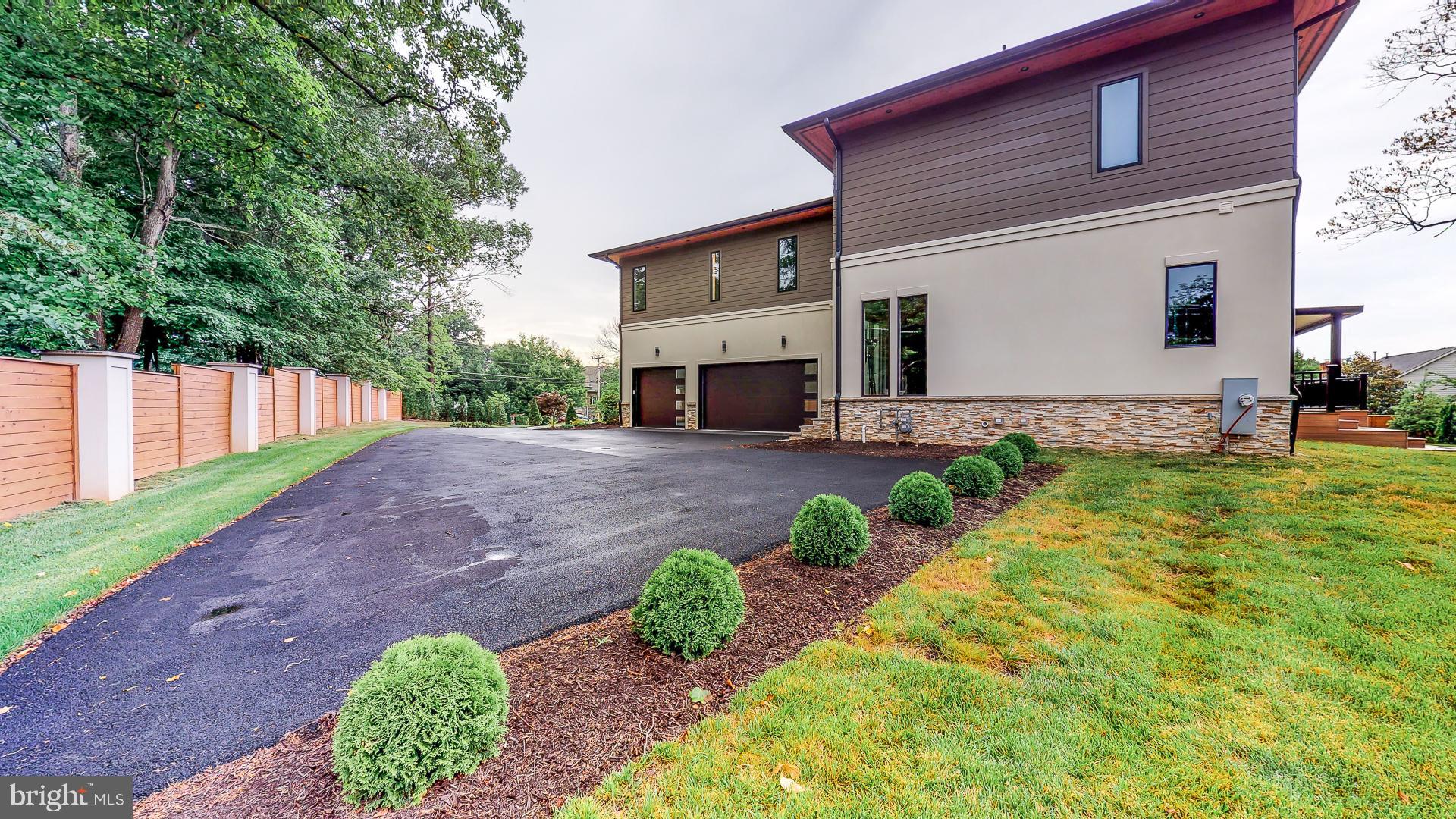 BROOKHAVEN - Residential