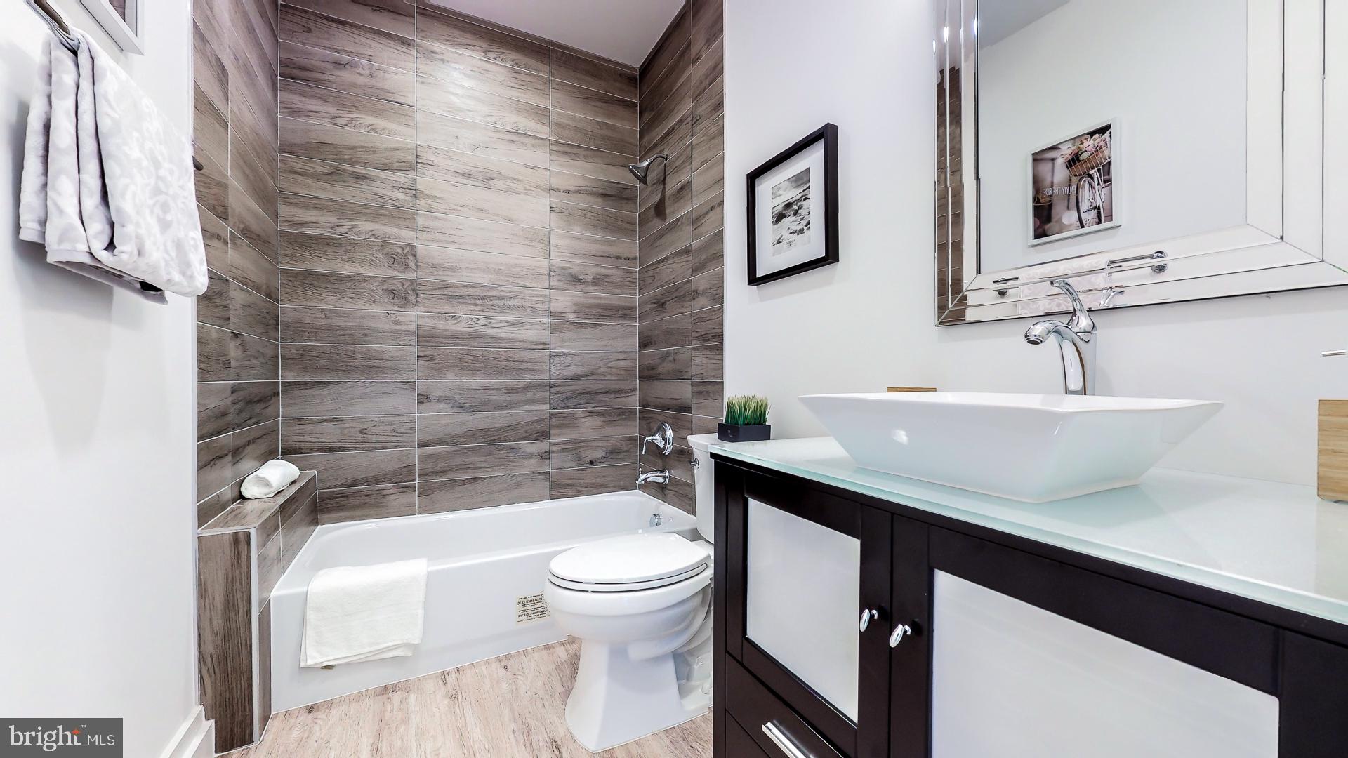 BROOKHAVEN - Residential