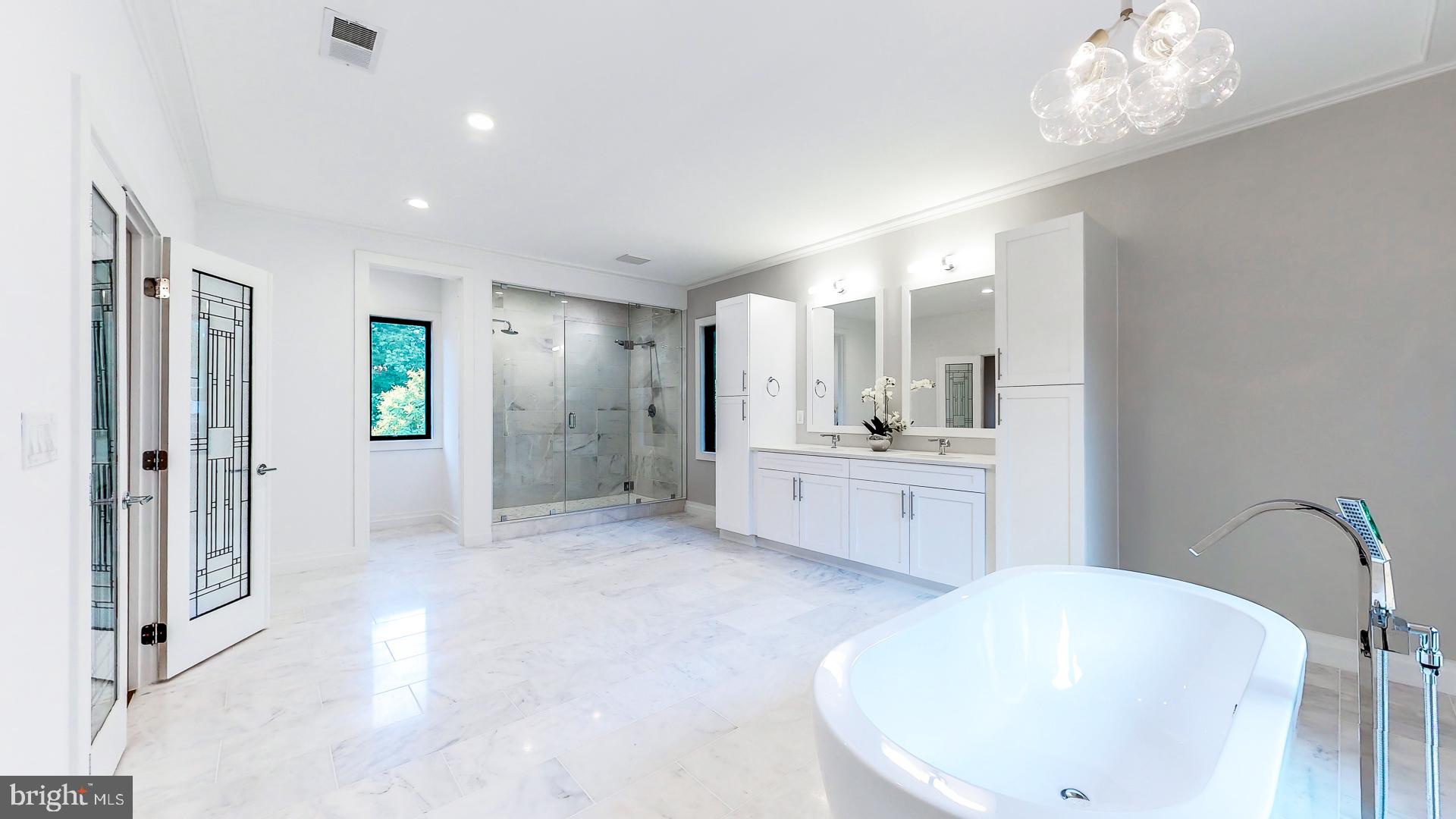 BROOKHAVEN - Residential