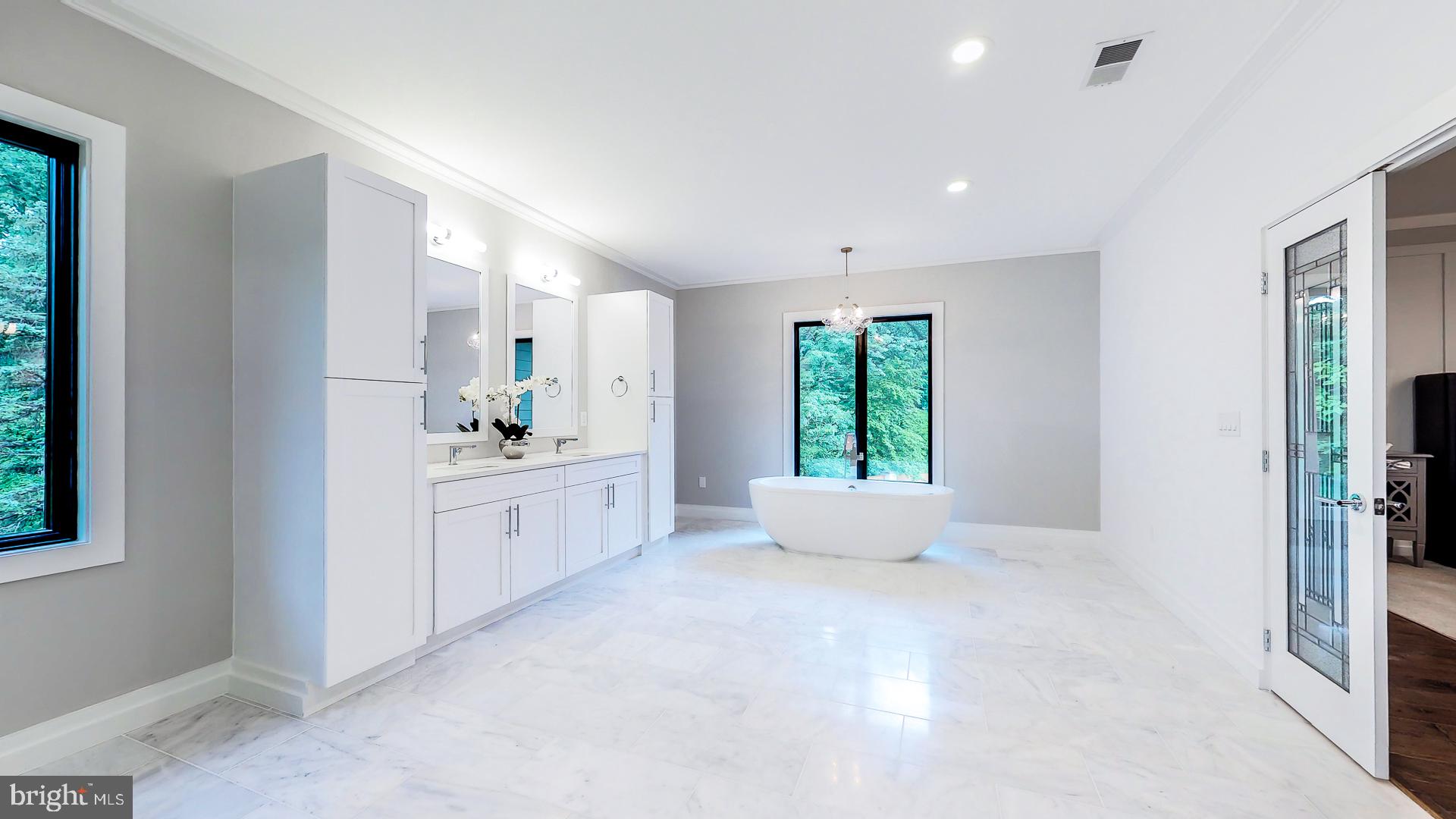 BROOKHAVEN - Residential