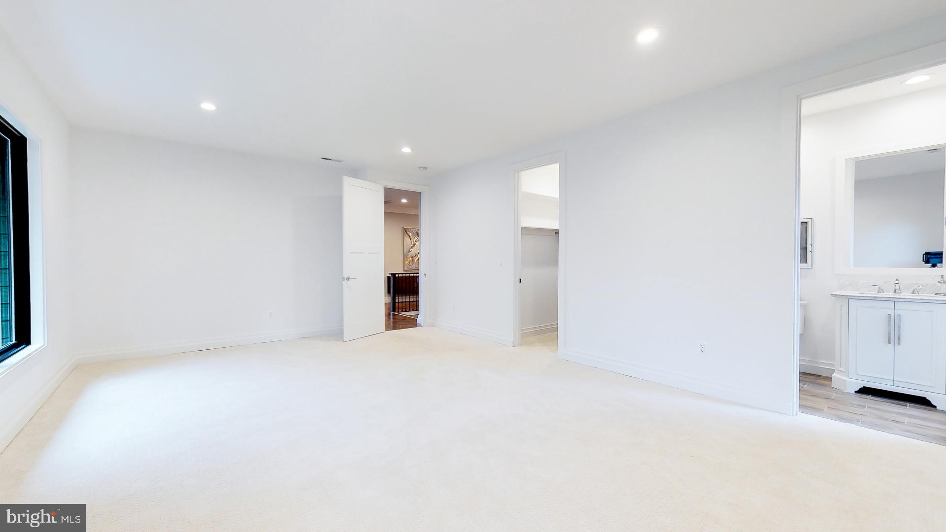 BROOKHAVEN - Residential