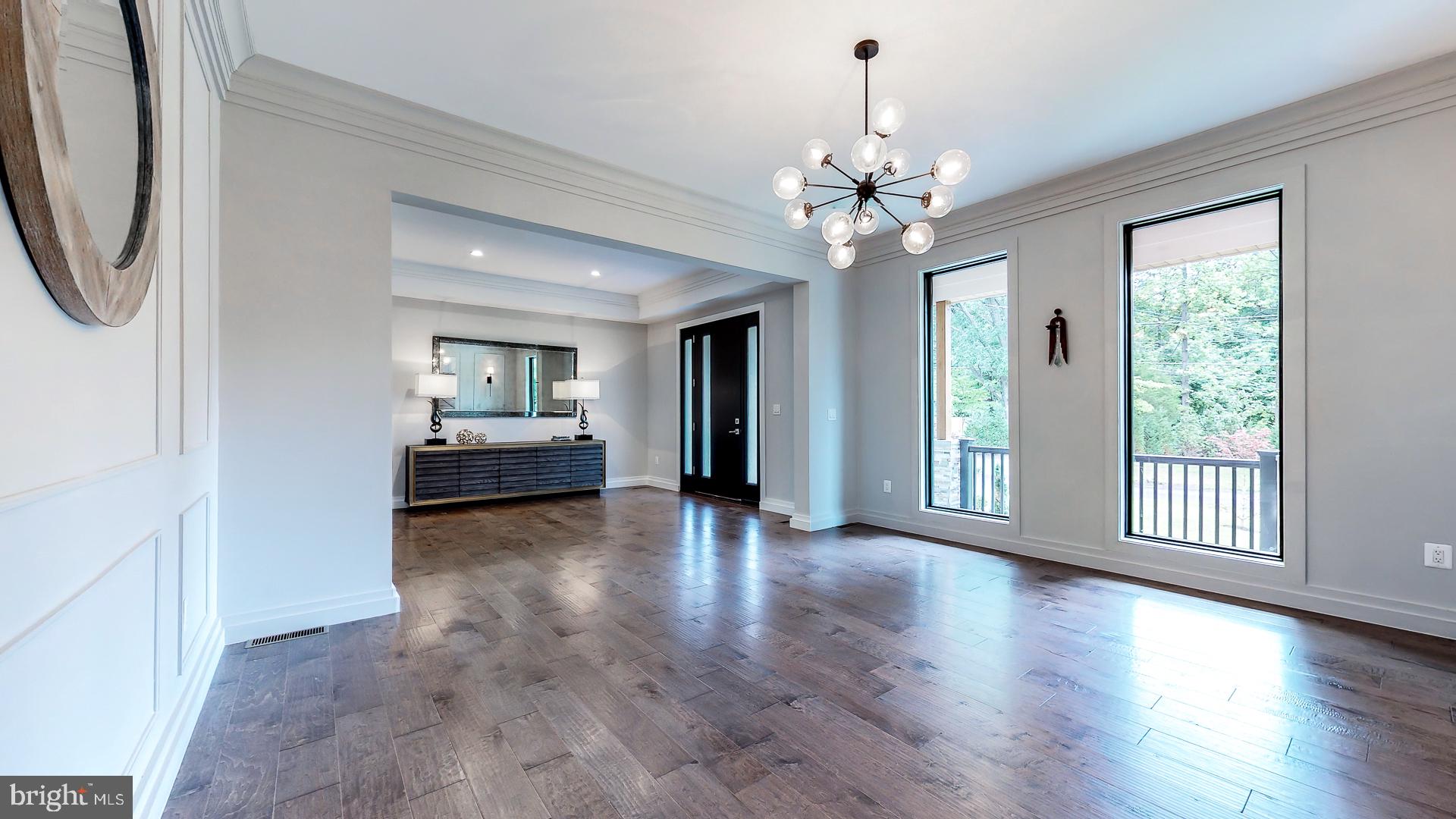 BROOKHAVEN - Residential