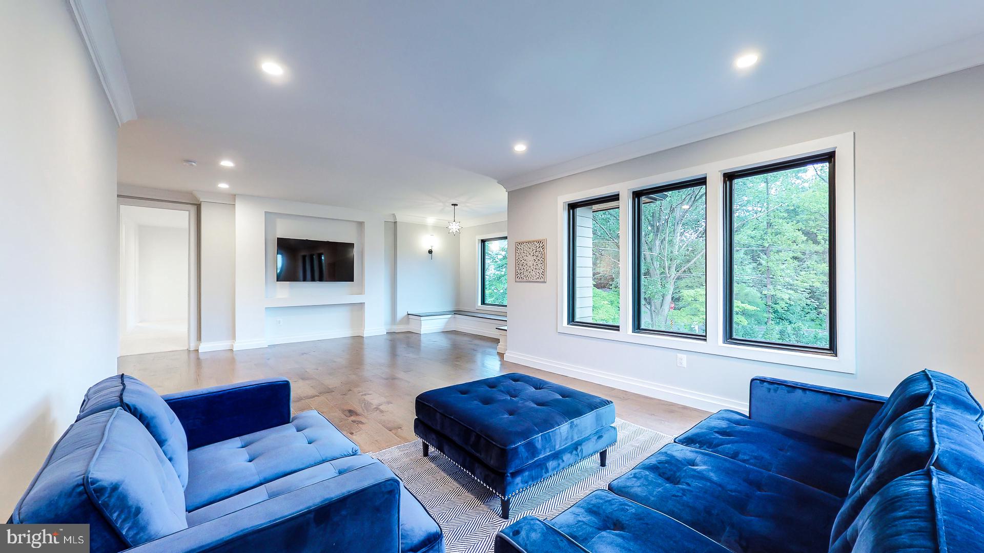 BROOKHAVEN - Residential