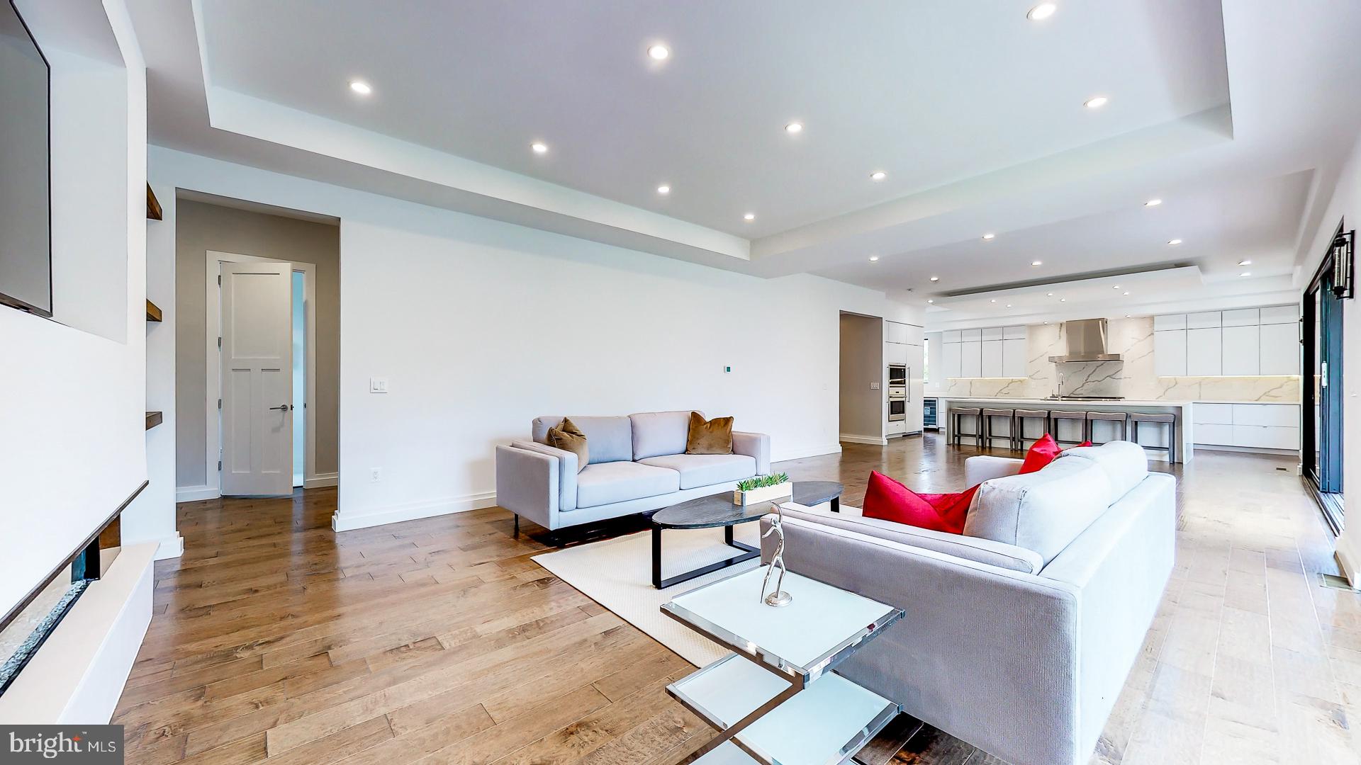 BROOKHAVEN - Residential