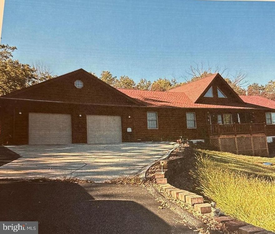 Beautiful log home with private setting and gorgeous views of the WV mountains.  Enjoy this home and location in any season of the year.  5 bedrooms with 3.5 bathrooms with over 3,392 sq. ft of living space.  Plenty of room to relax and entertain friends and family.  Paved driveway, garage, pavilion and storage shed, 24K whole house Generac generator.  Must see to appreciate the quality and features of this home.  Located near to Moorefield which provides dining, shopping and other conveniences.