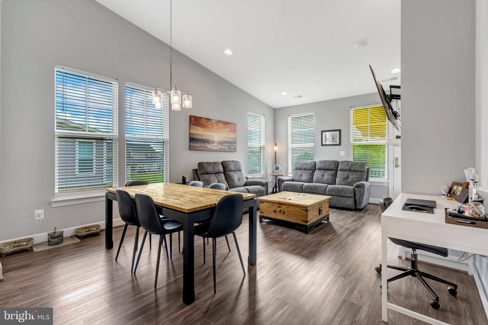 EMBREY MILL - Residential