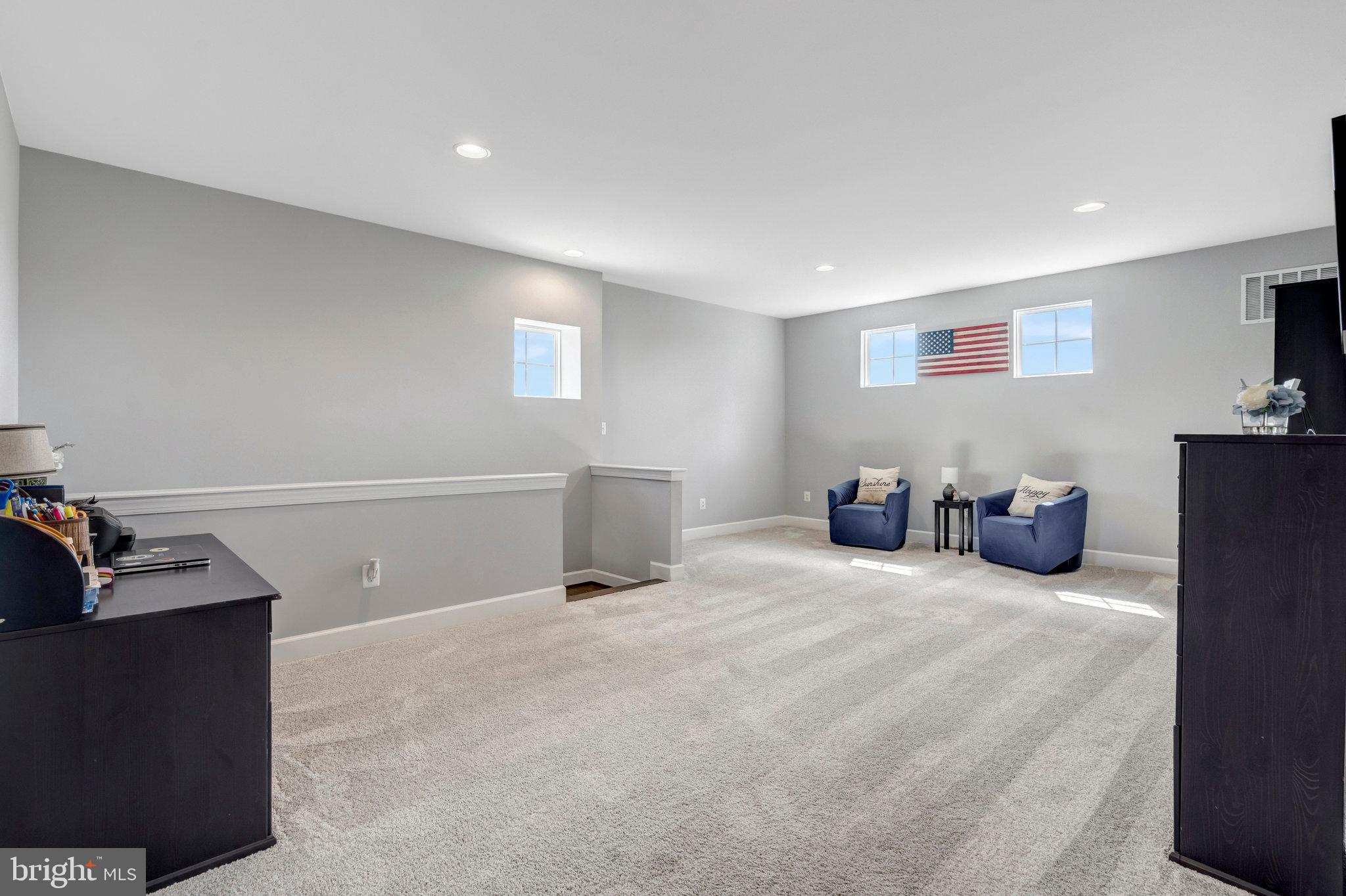 EMBREY MILL - Residential