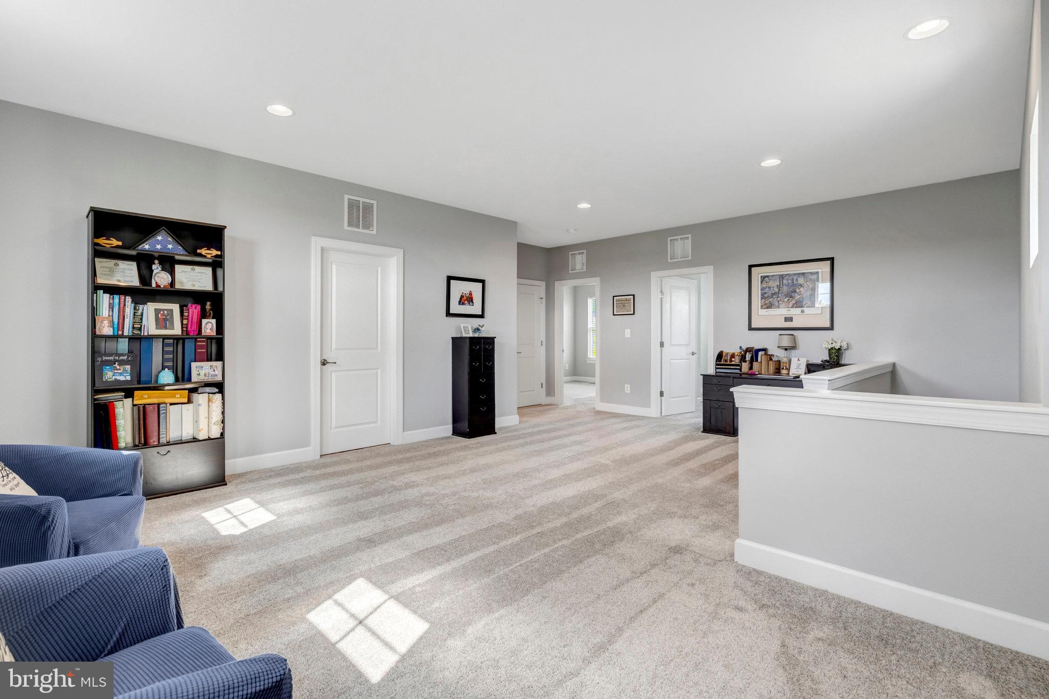 EMBREY MILL - Residential