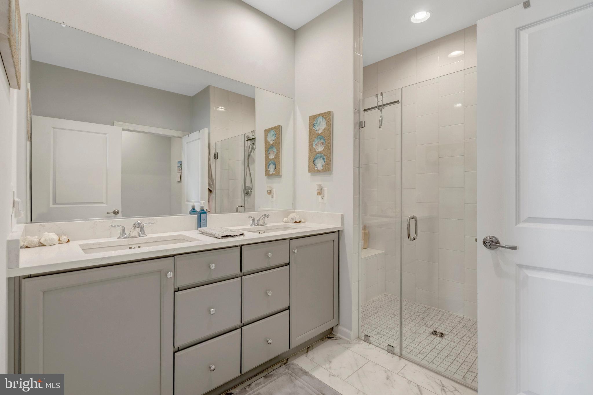 EMBREY MILL - Residential