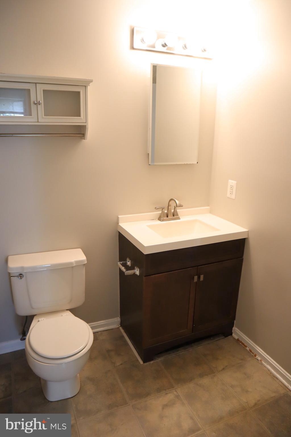 HALLOWELL - Residential Lease