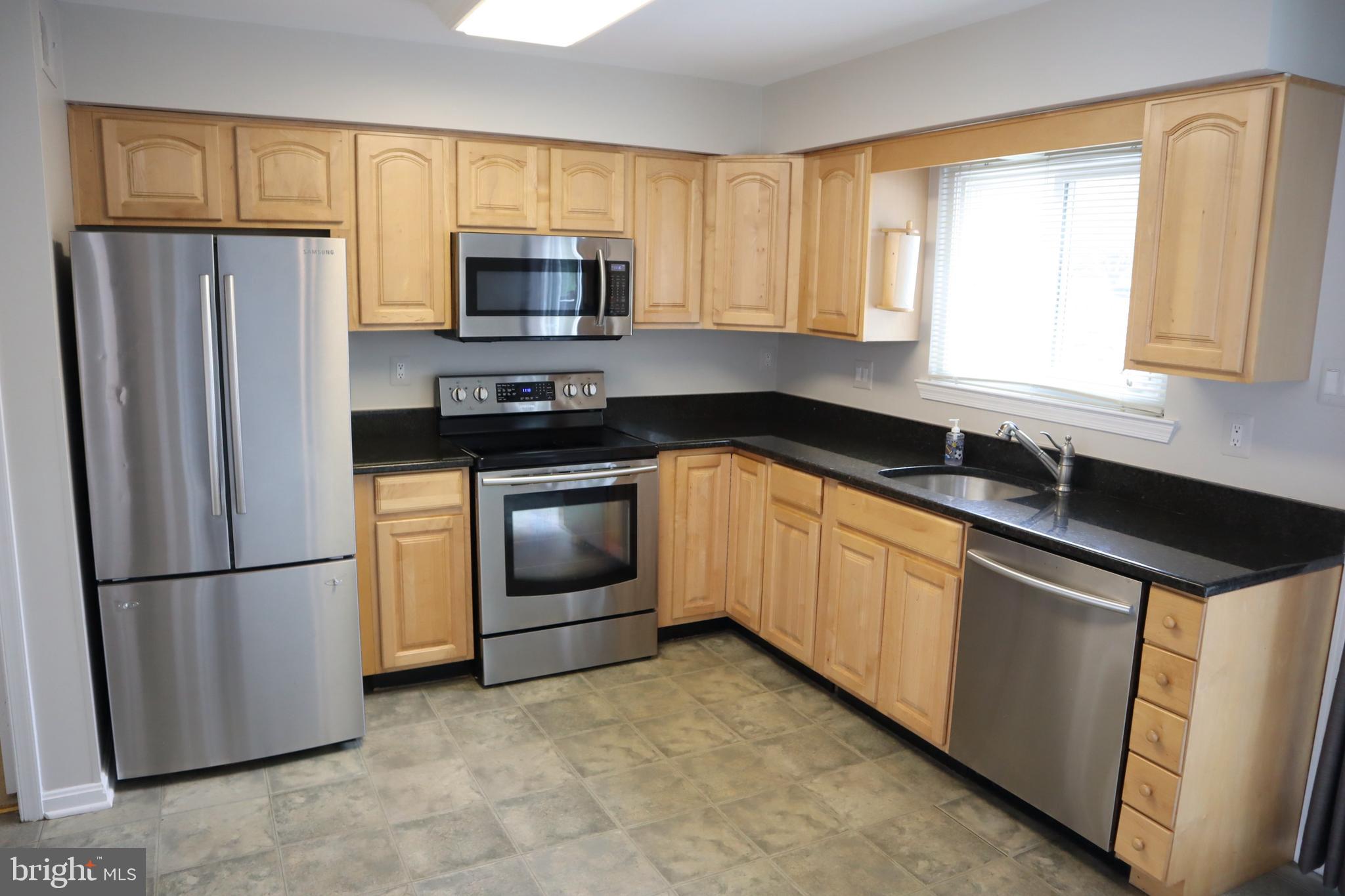 HALLOWELL - Residential Lease