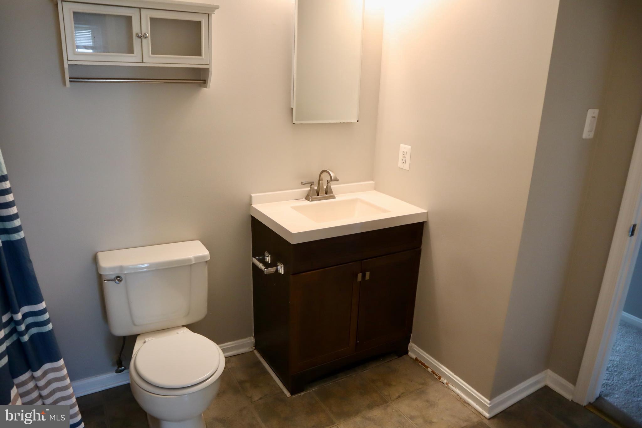 HALLOWELL - Residential Lease