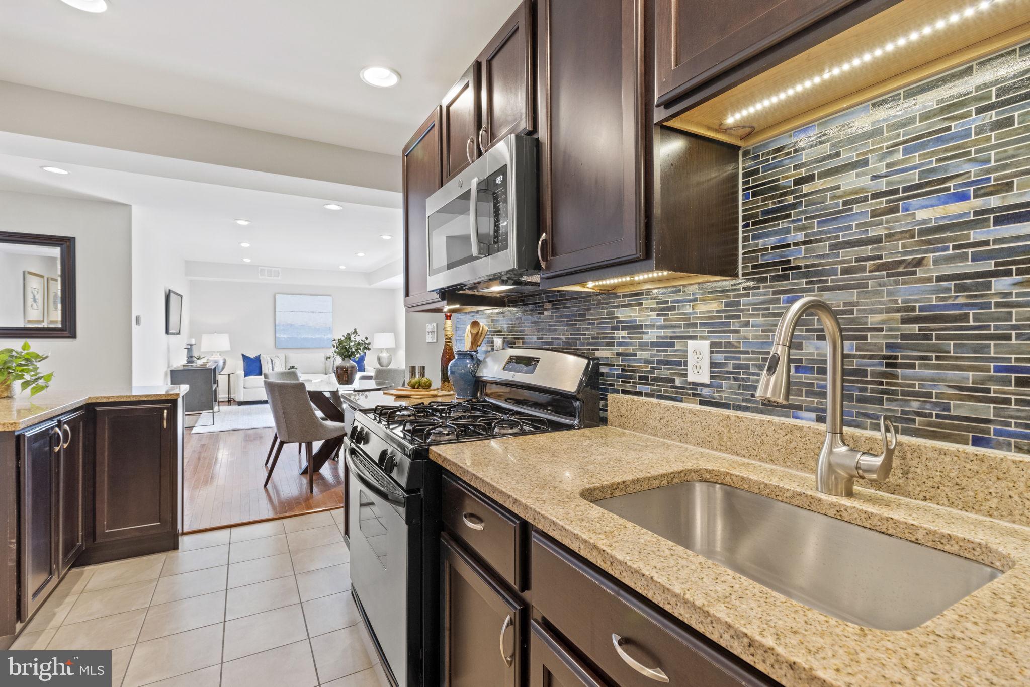 ROSSLYN - Residential