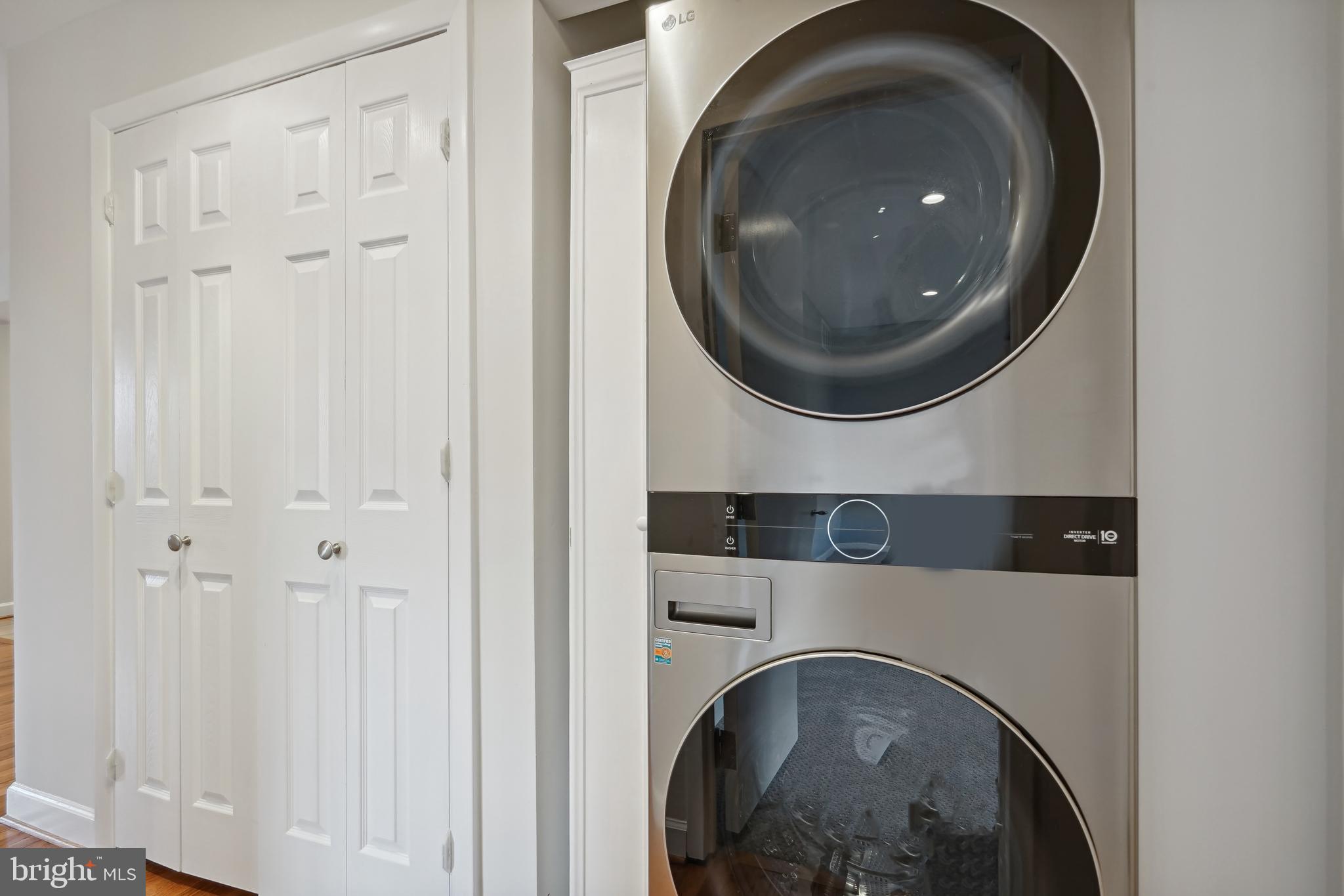 ROSSLYN - Residential