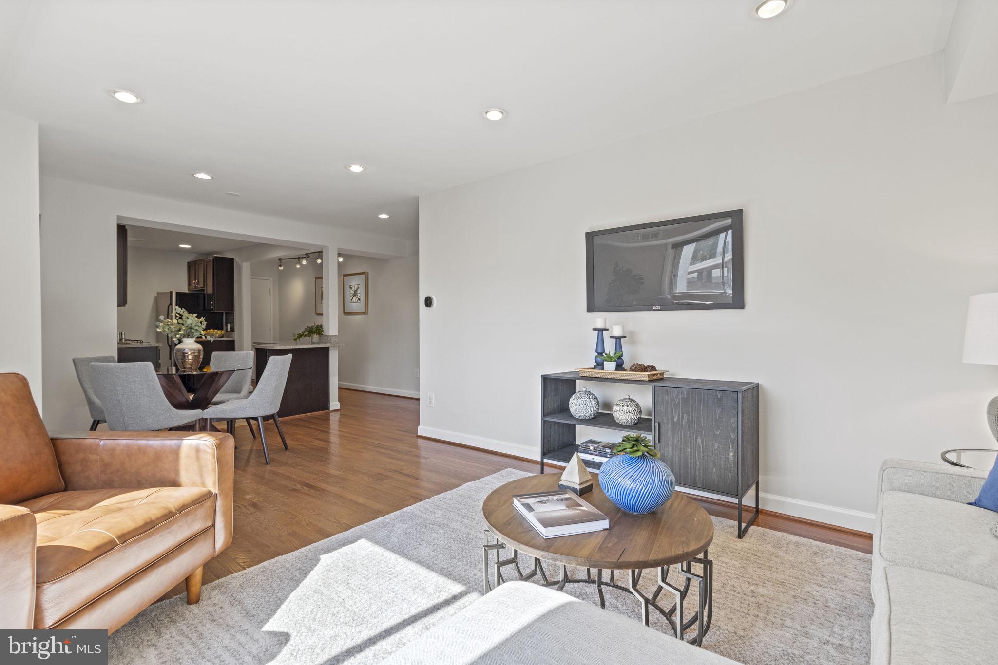 ROSSLYN - Residential