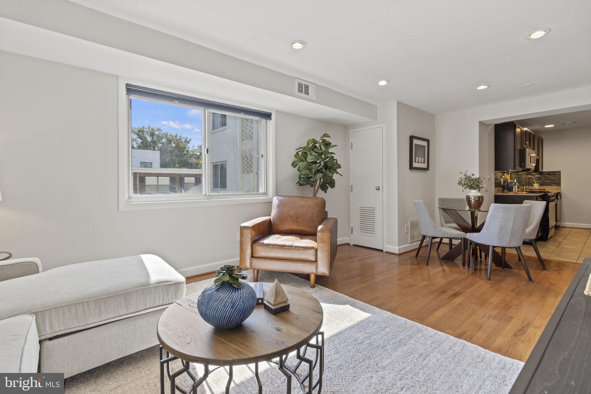 ROSSLYN - Residential