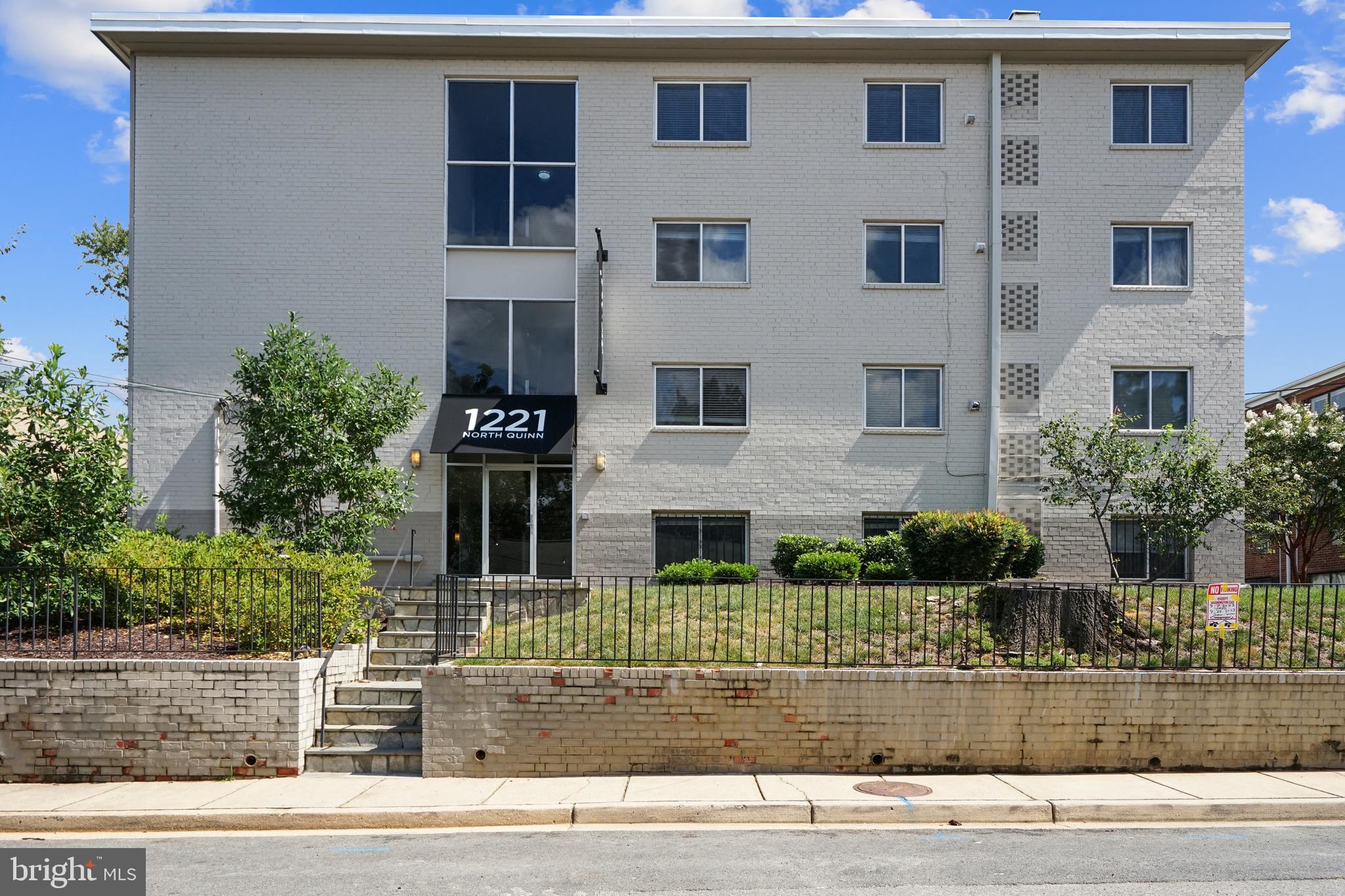 ROSSLYN - Residential