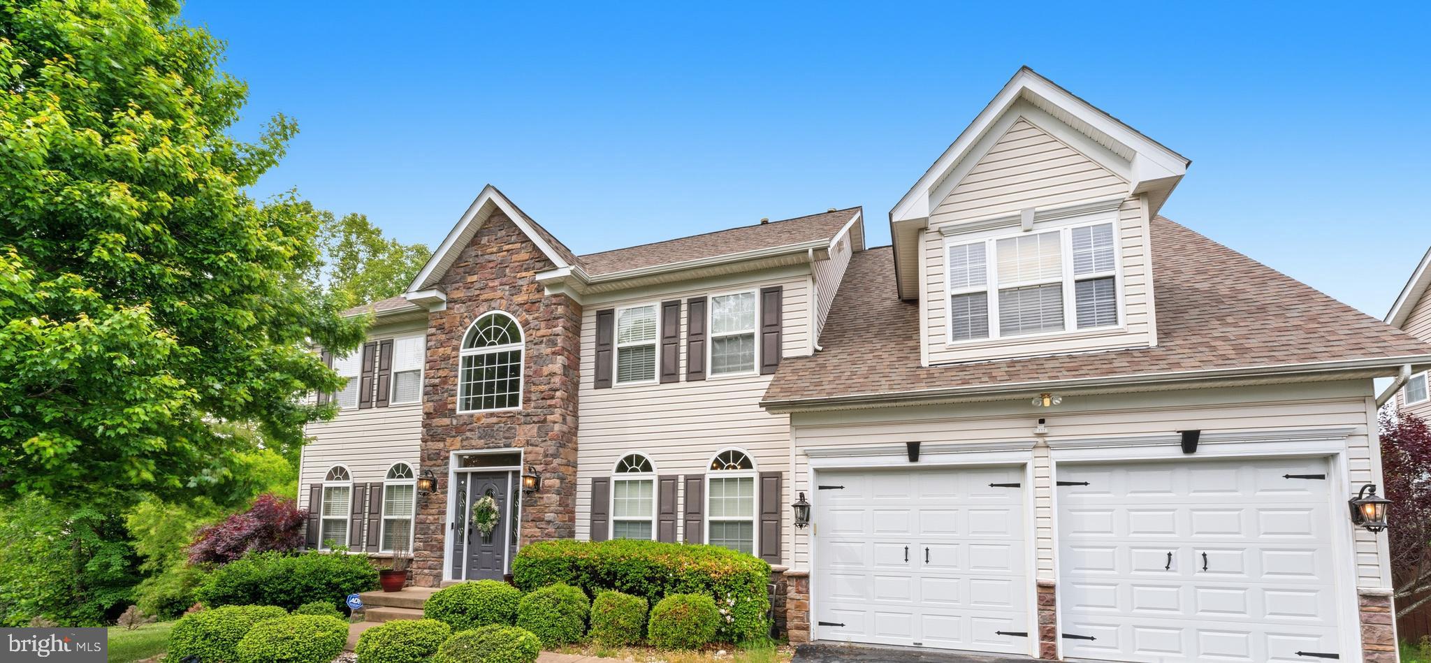 11 MOUNT ARARAT LANE
