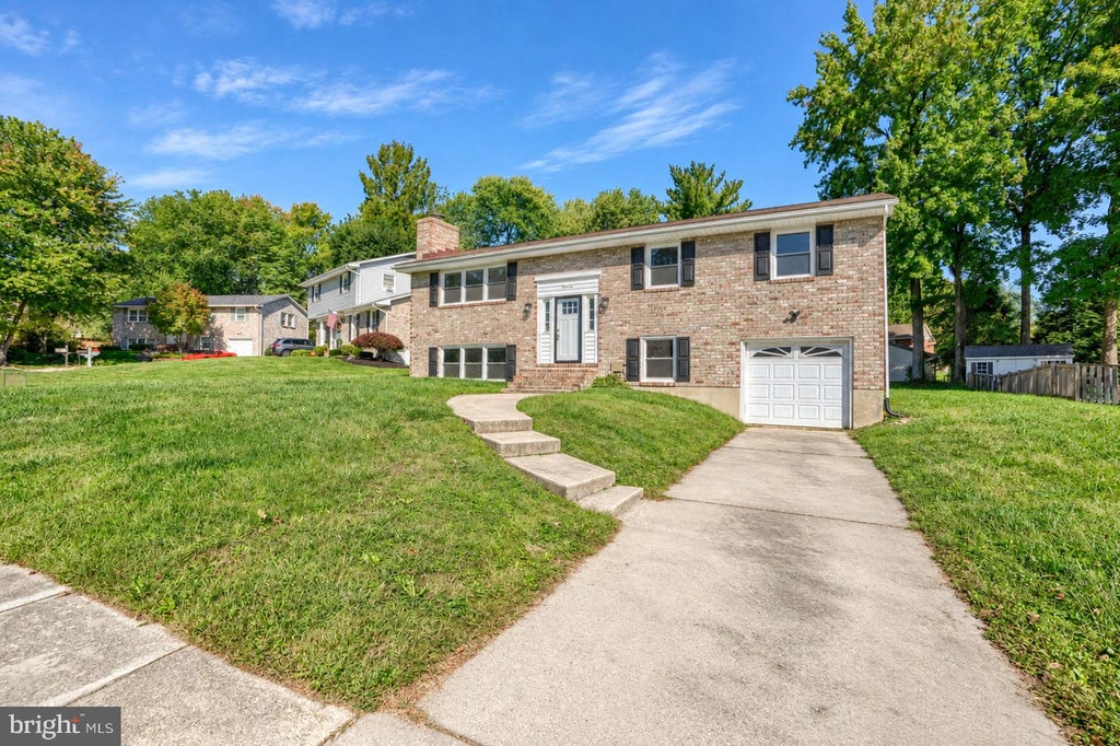 Photo of 17 Edgehill Court, BEL AIR, MD 21014 (MLS # MDHR2060876)