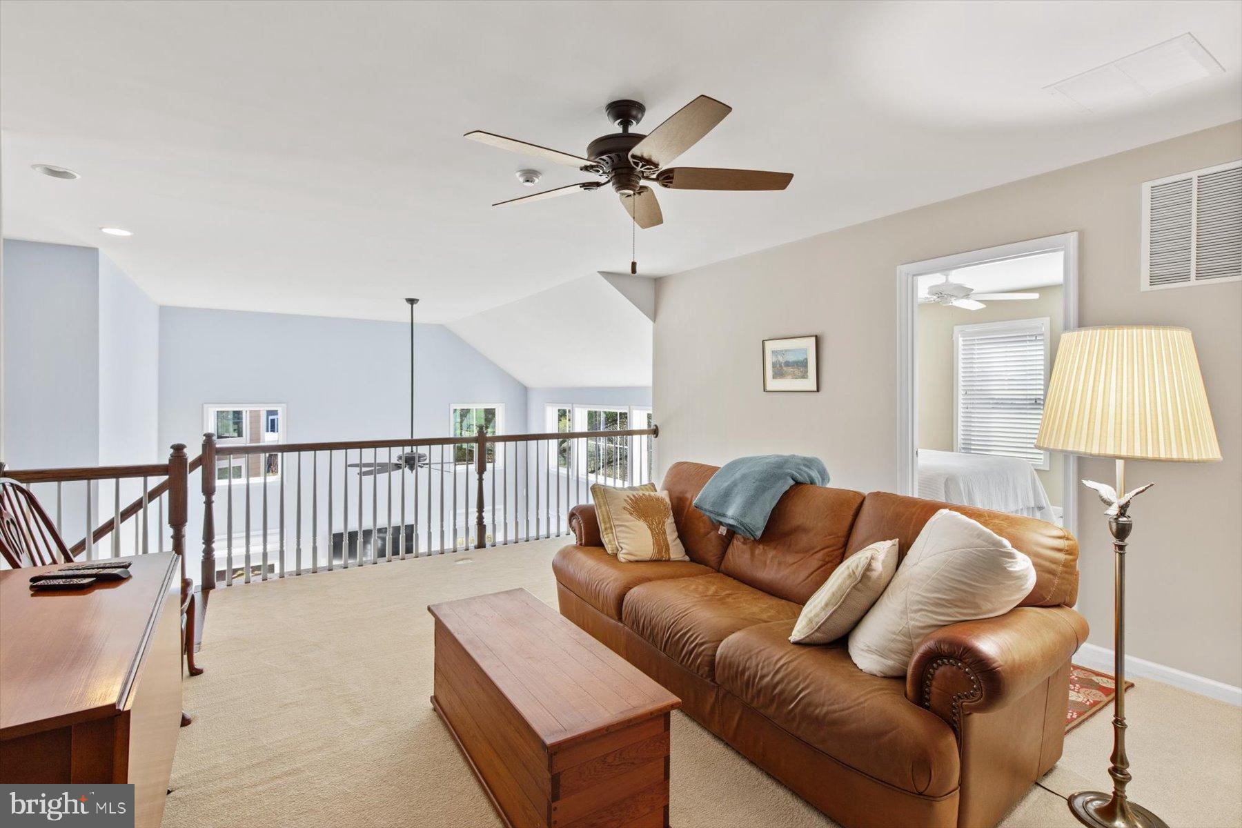 PENINSULA - Residential