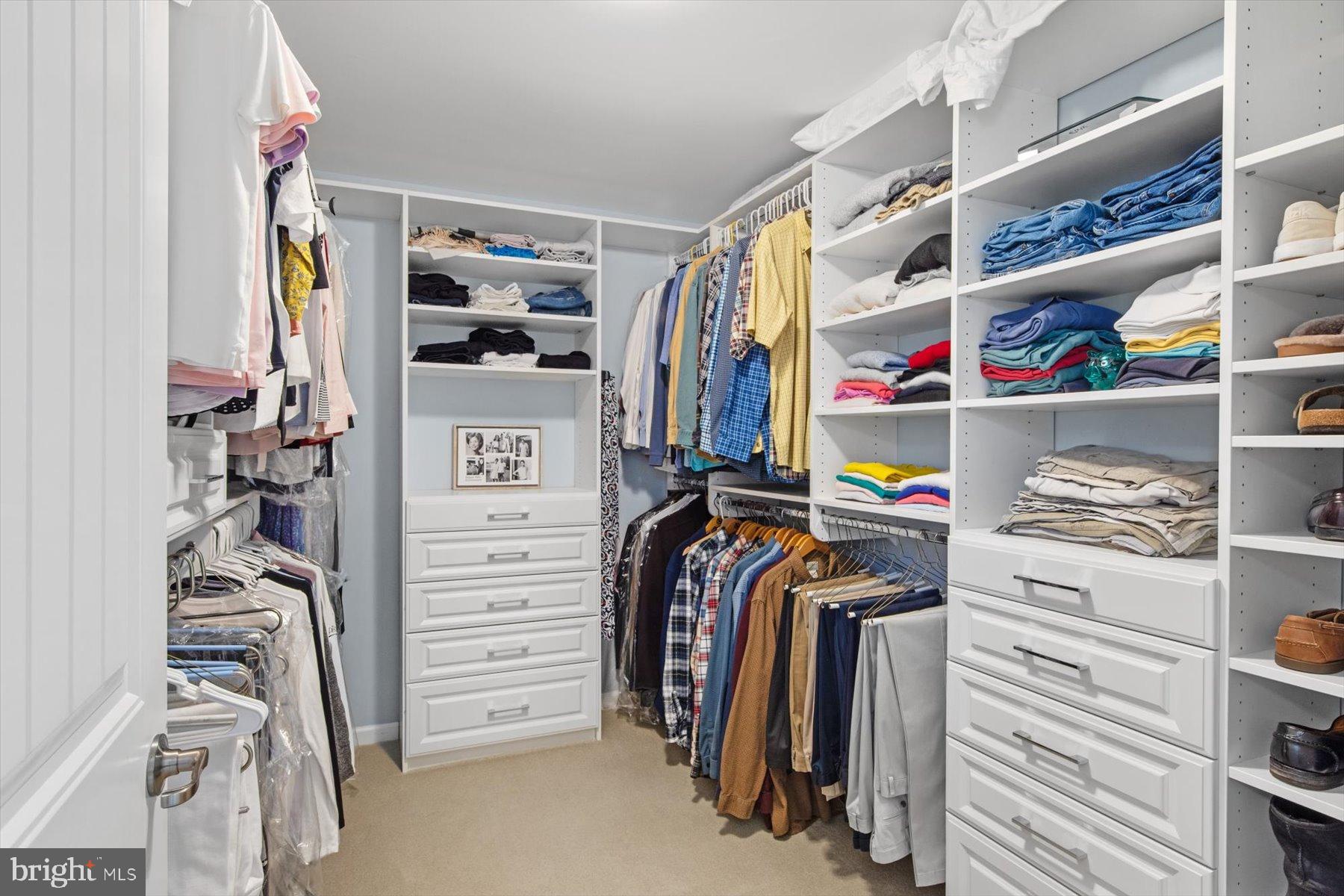 PENINSULA - Residential