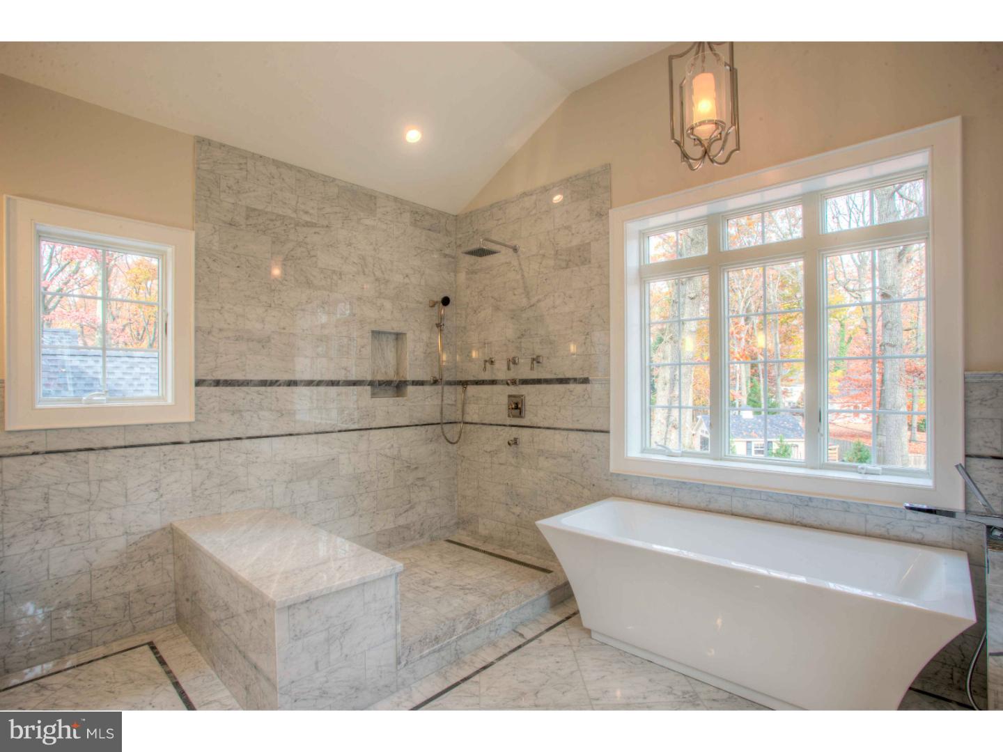 NORTHWOODS - Residential