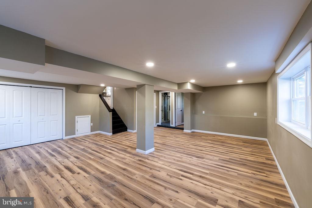 STENNING HILLS - Residential