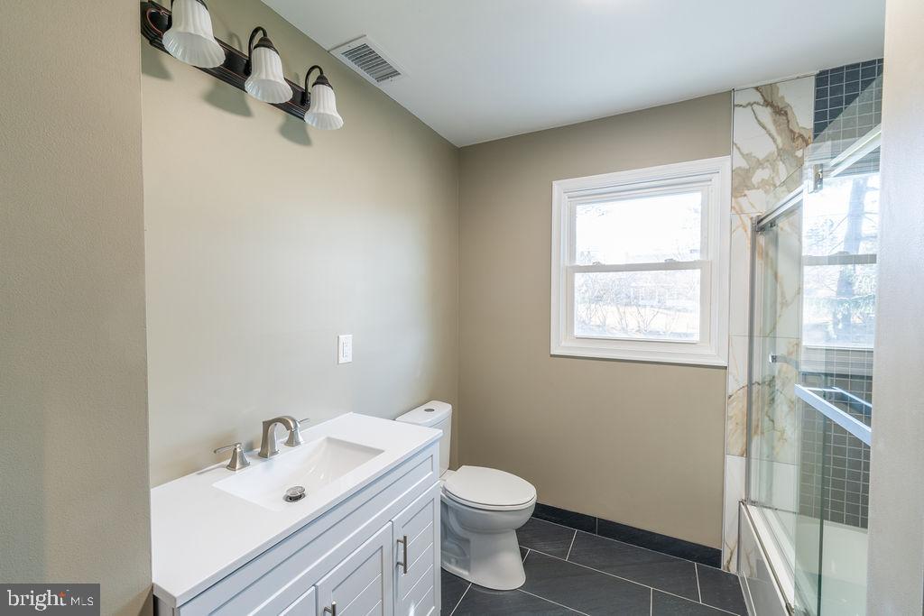 STENNING HILLS - Residential