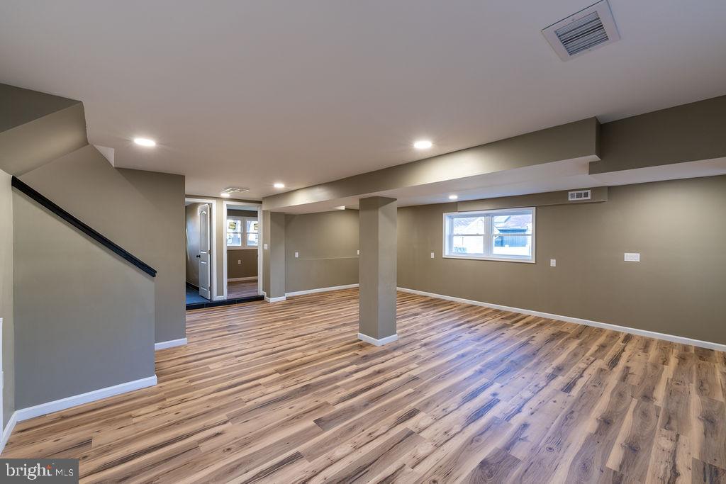 STENNING HILLS - Residential