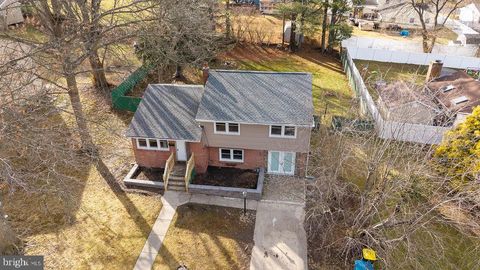 706 CENTER STREET KENNETT SQUARE PA 19348