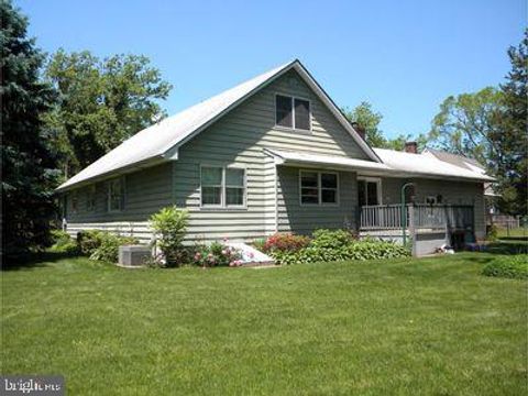 Homes For Sale - 6 S Middlebush Road<br/> SOMERSET, NJ 08873