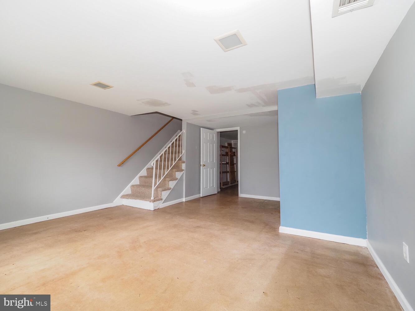 VIOLETVILLE - Residential Lease