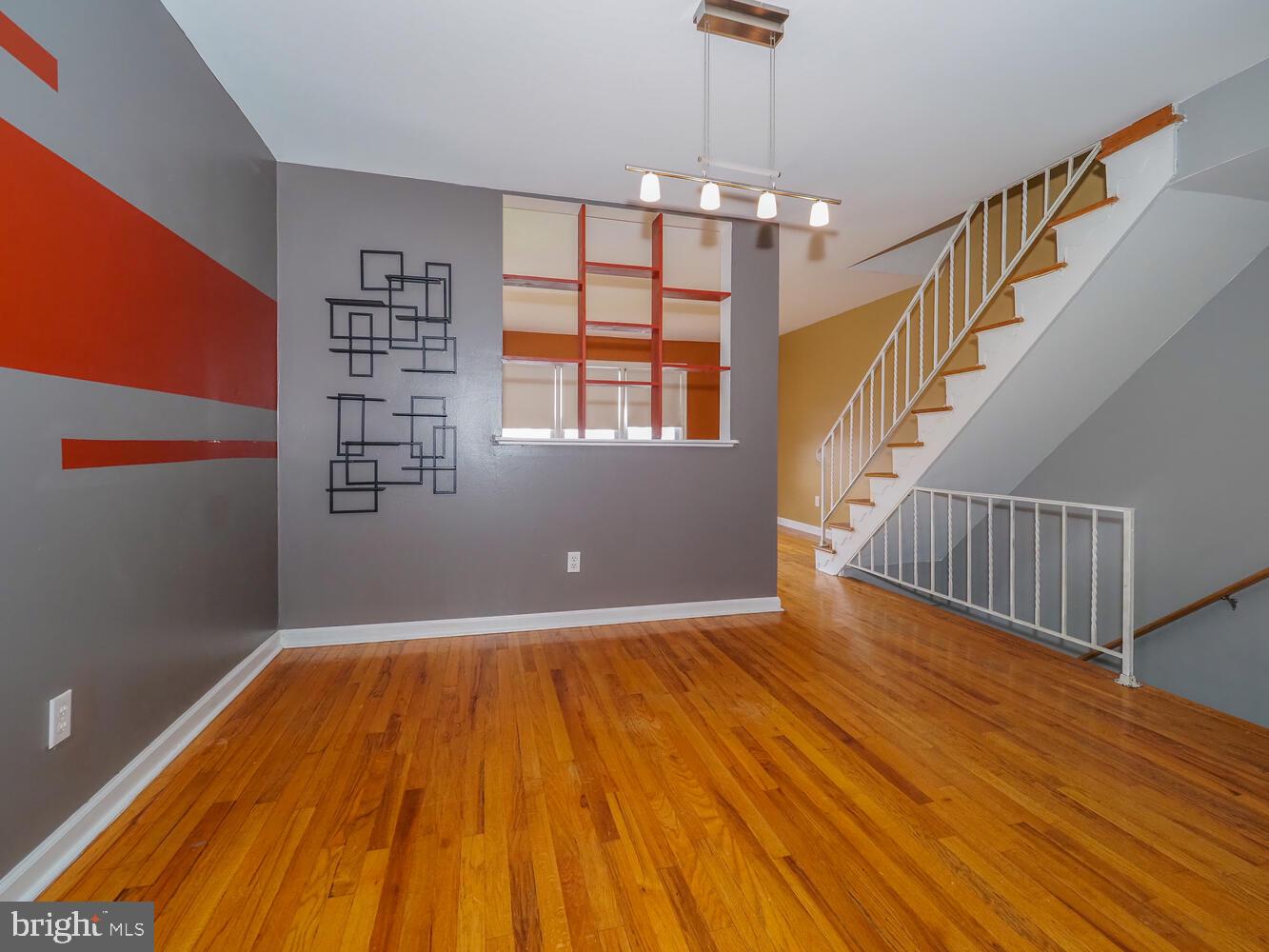 VIOLETVILLE - Residential Lease