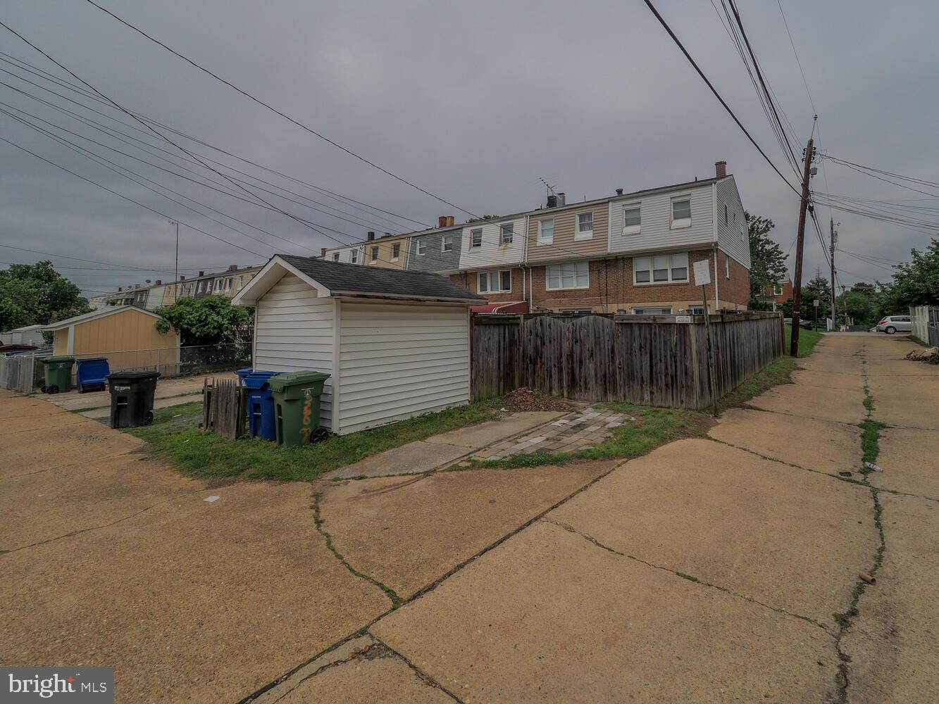 VIOLETVILLE - Residential Lease