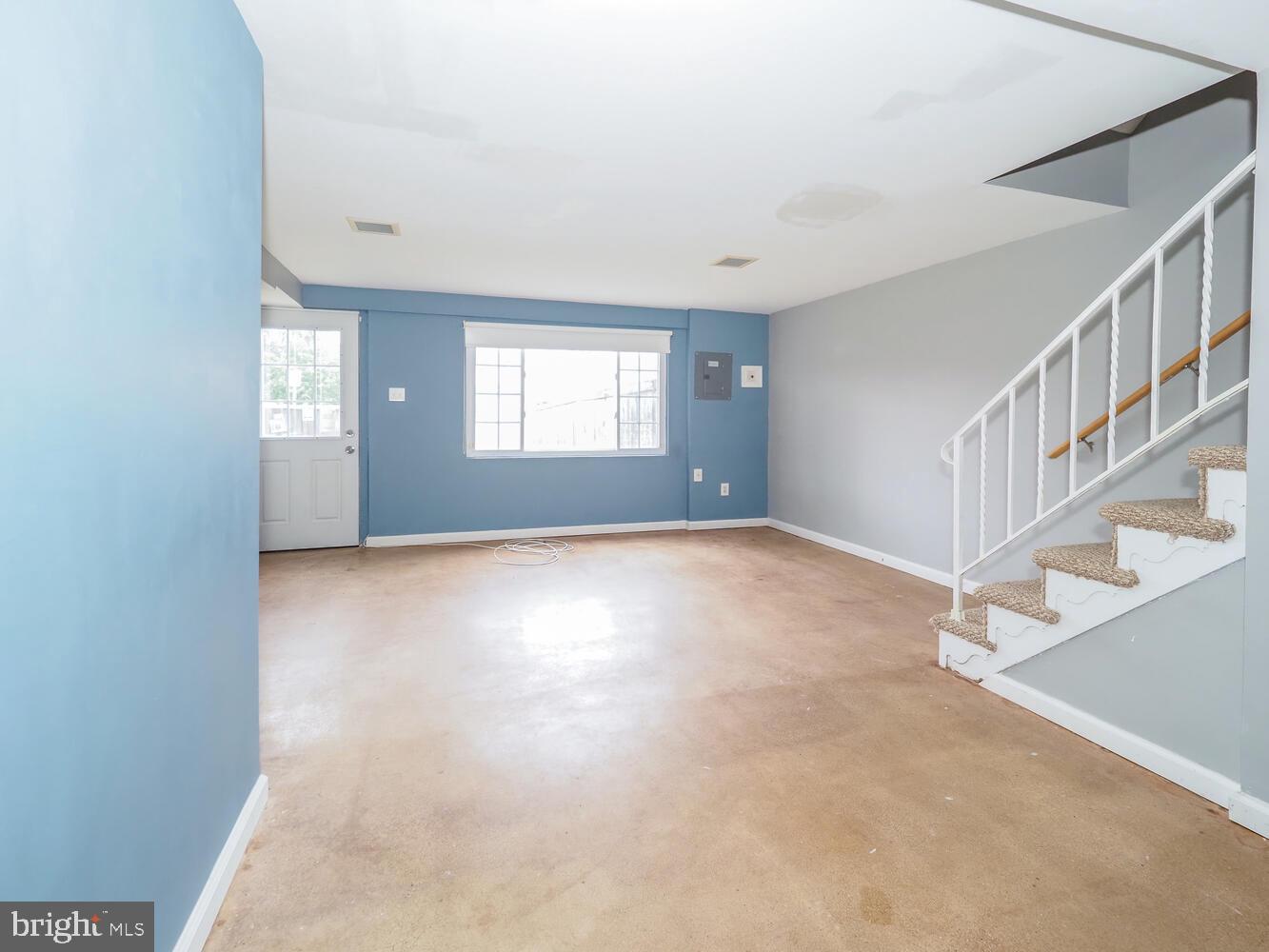VIOLETVILLE - Residential Lease