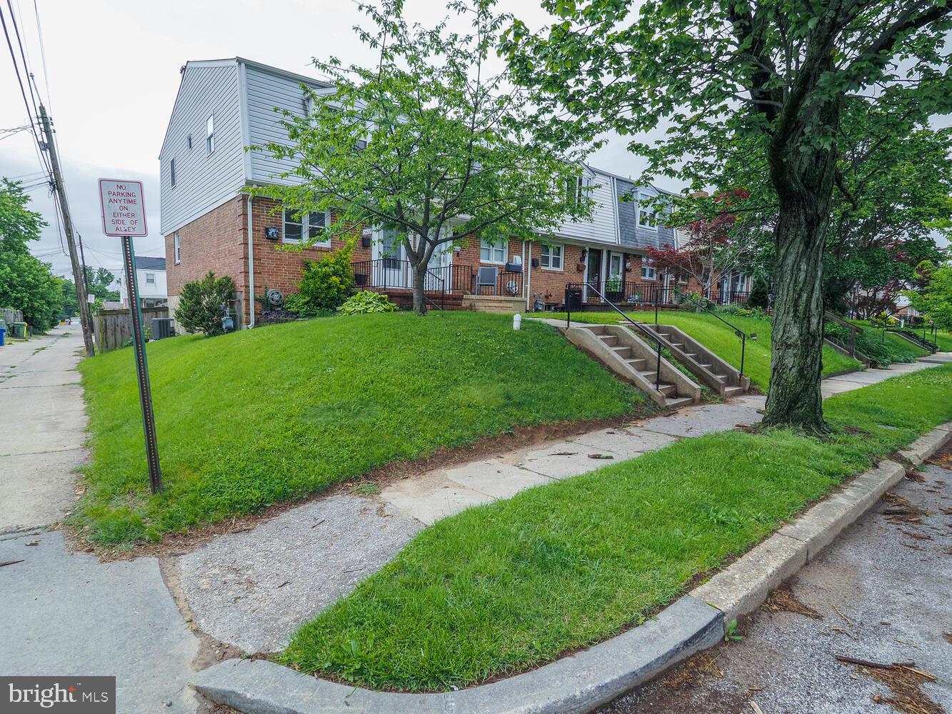VIOLETVILLE - Residential Lease